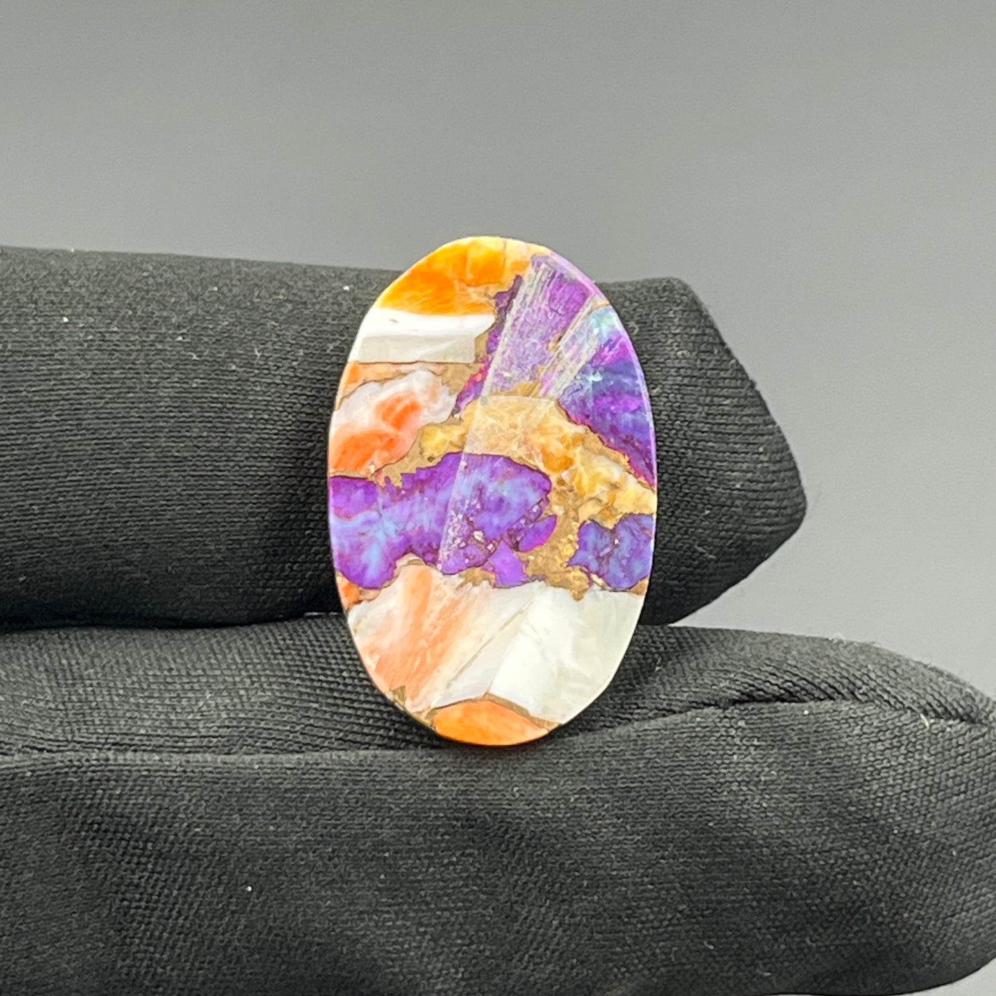 Kingman Purple Oyster Mohave - Loose Cab - Oval