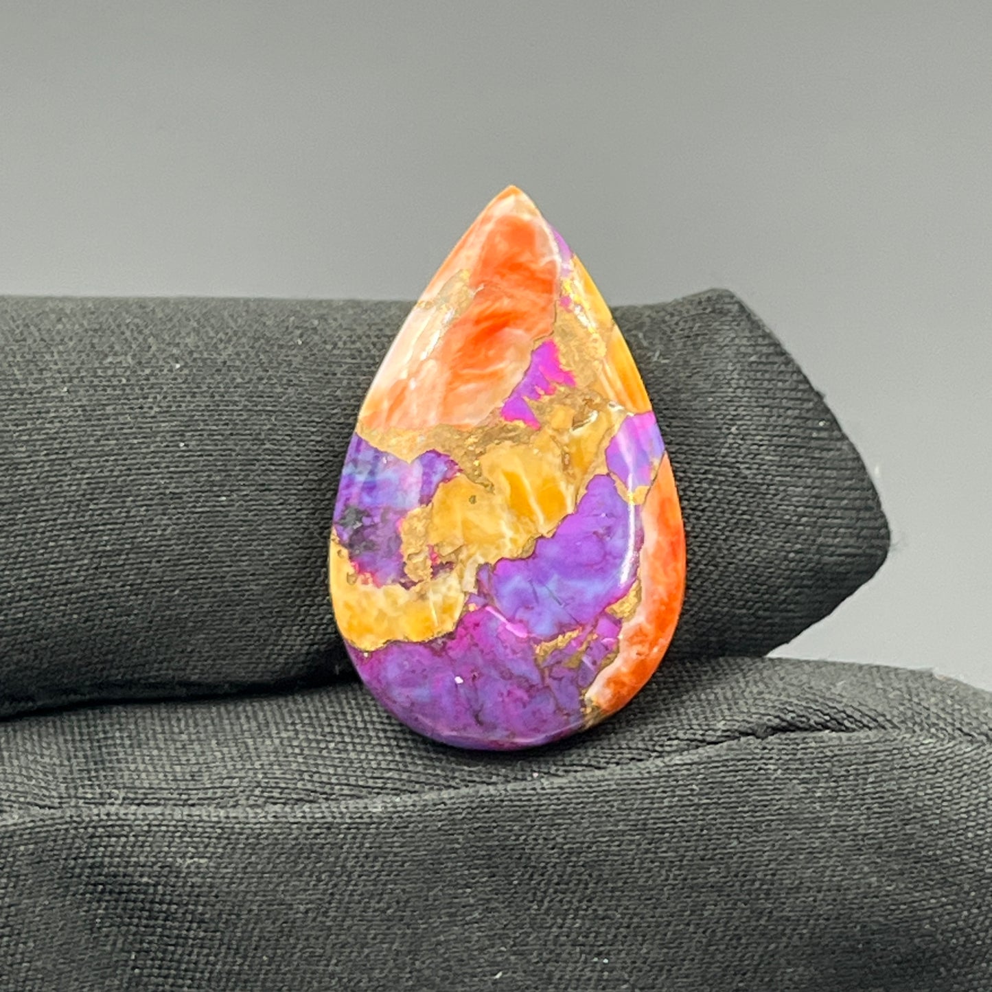 Kingman Purple Oyster Mohave - Loose Cab - Teardrop