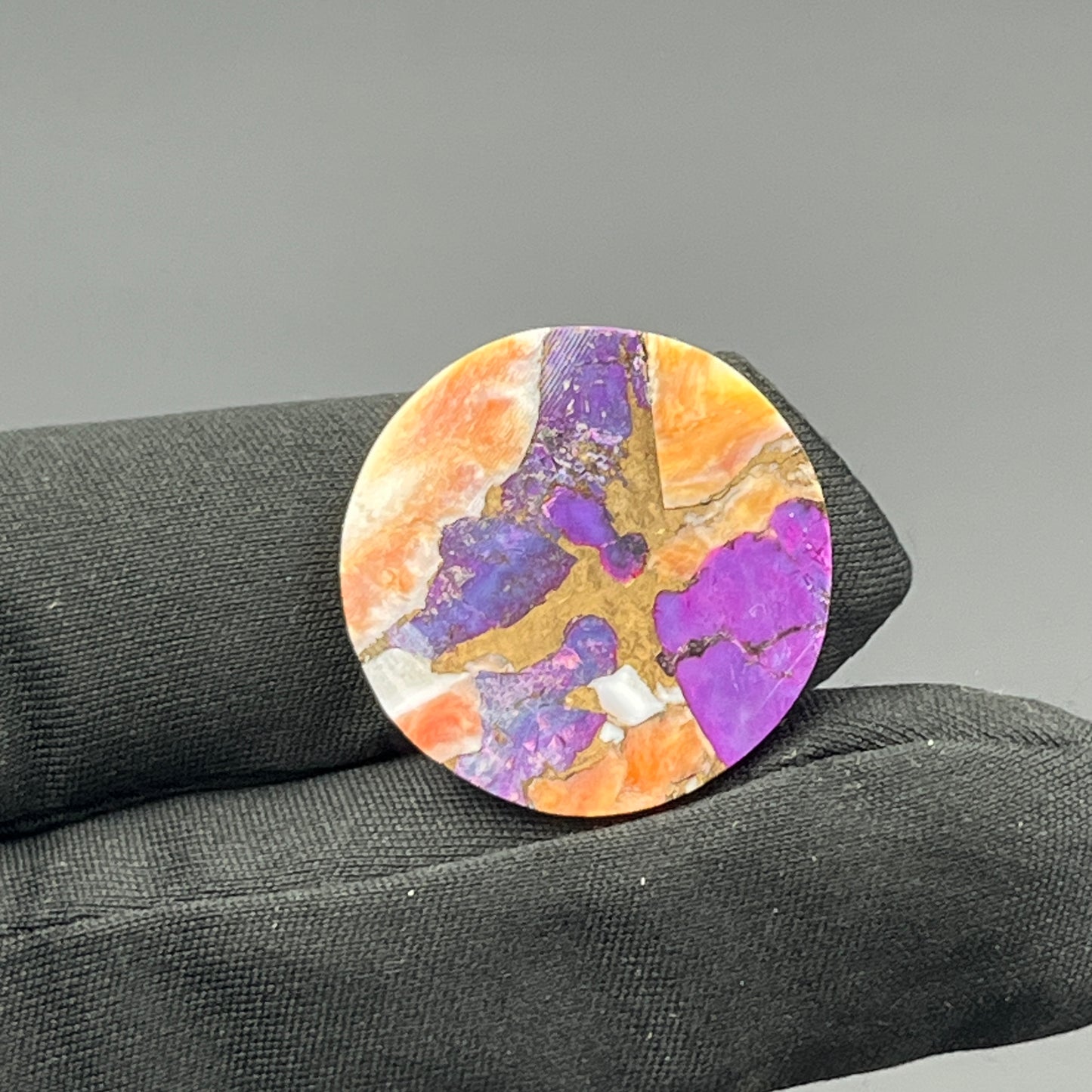 Kingman Purple Oyster Mohave - Loose Cab - Round