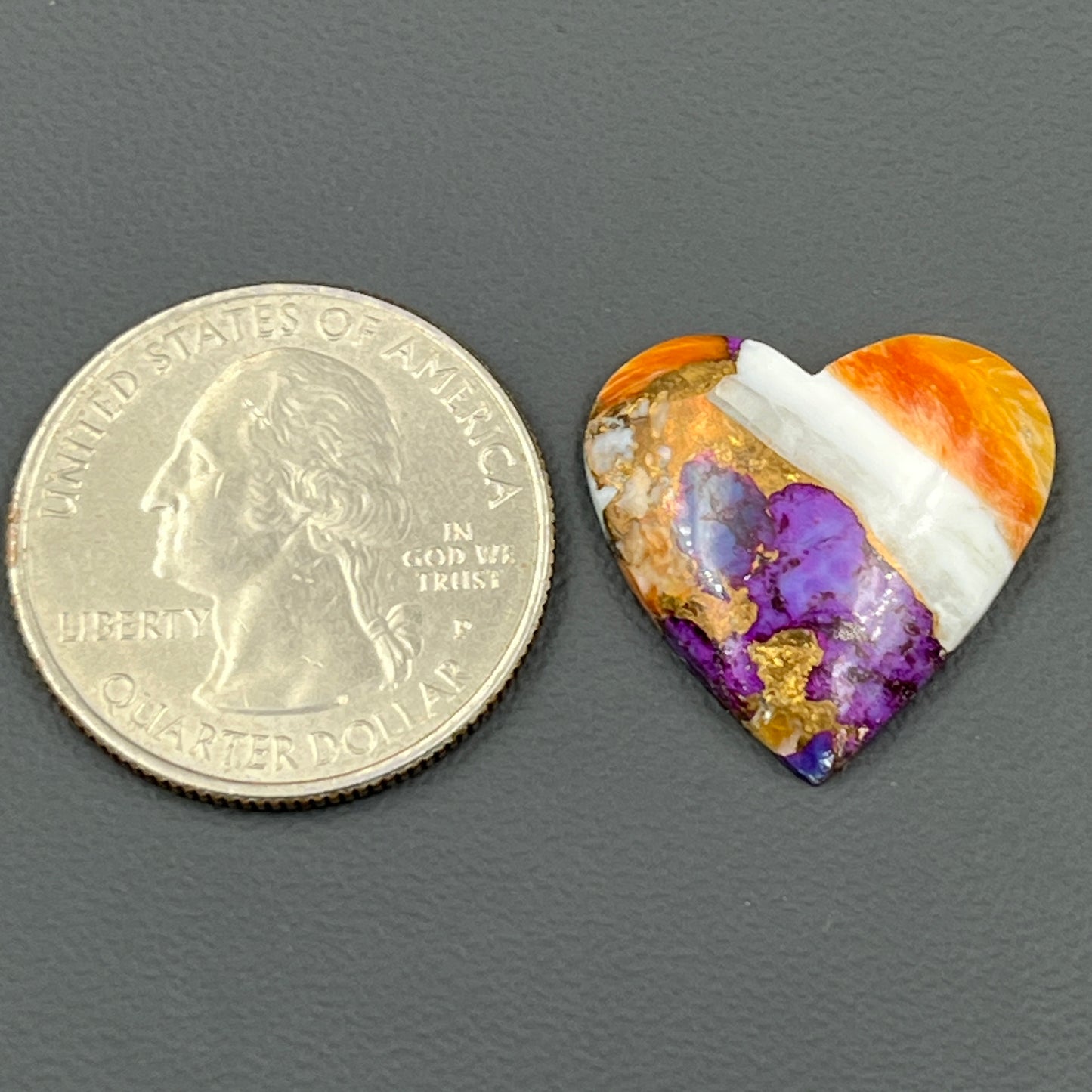 Kingman Purple Oyster Mohave - Loose Cab - Heart