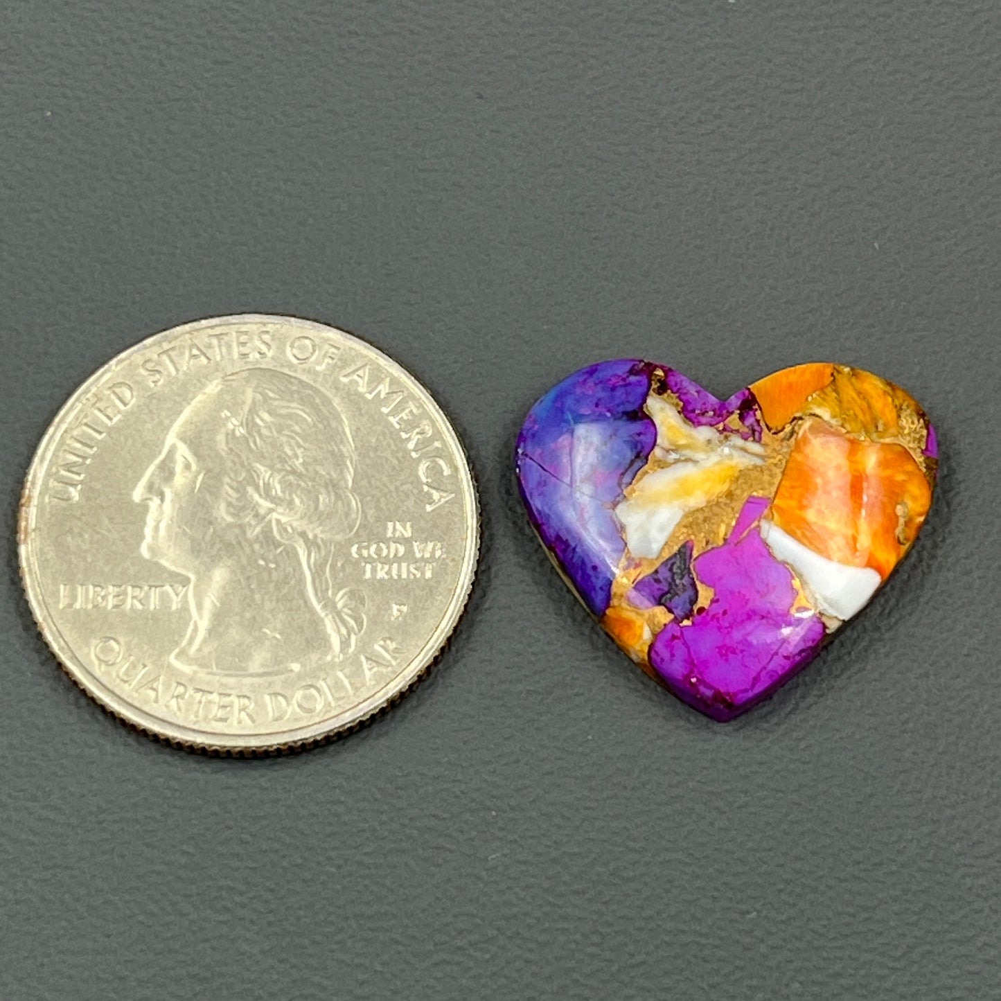 Kingman Purple Oyster Mohave - Loose Cab - Heart