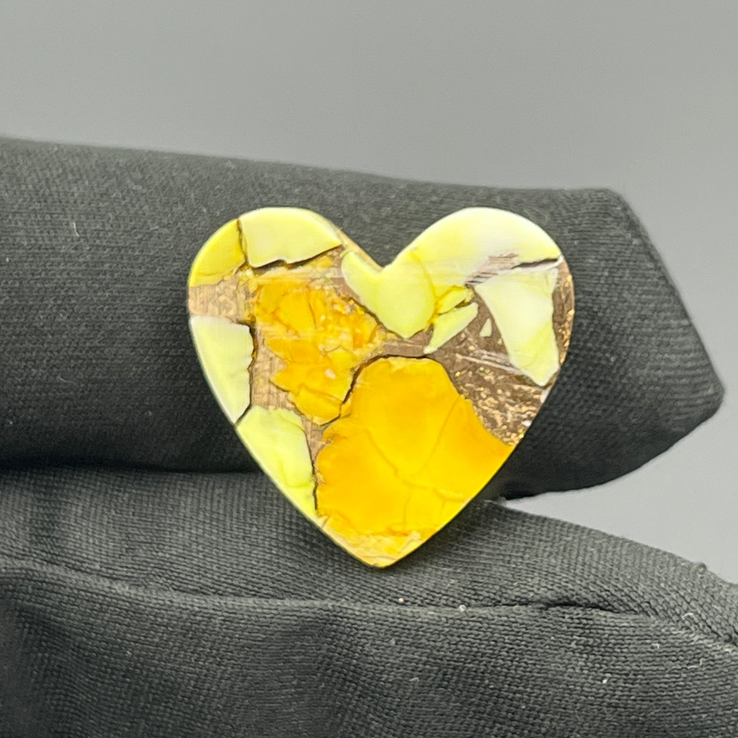Kingman Honey Dahlia - Loose Cab - Heart