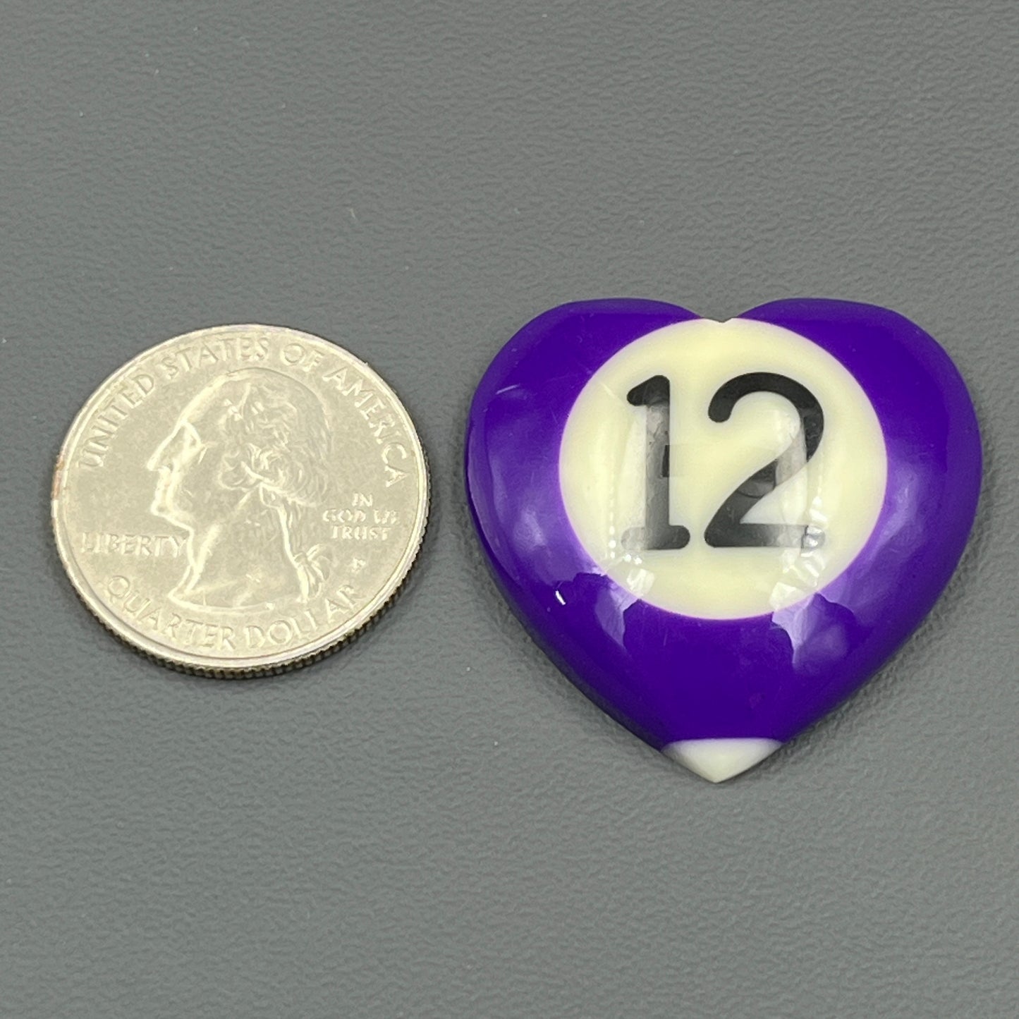Billiards Cabochon - Heart - 12