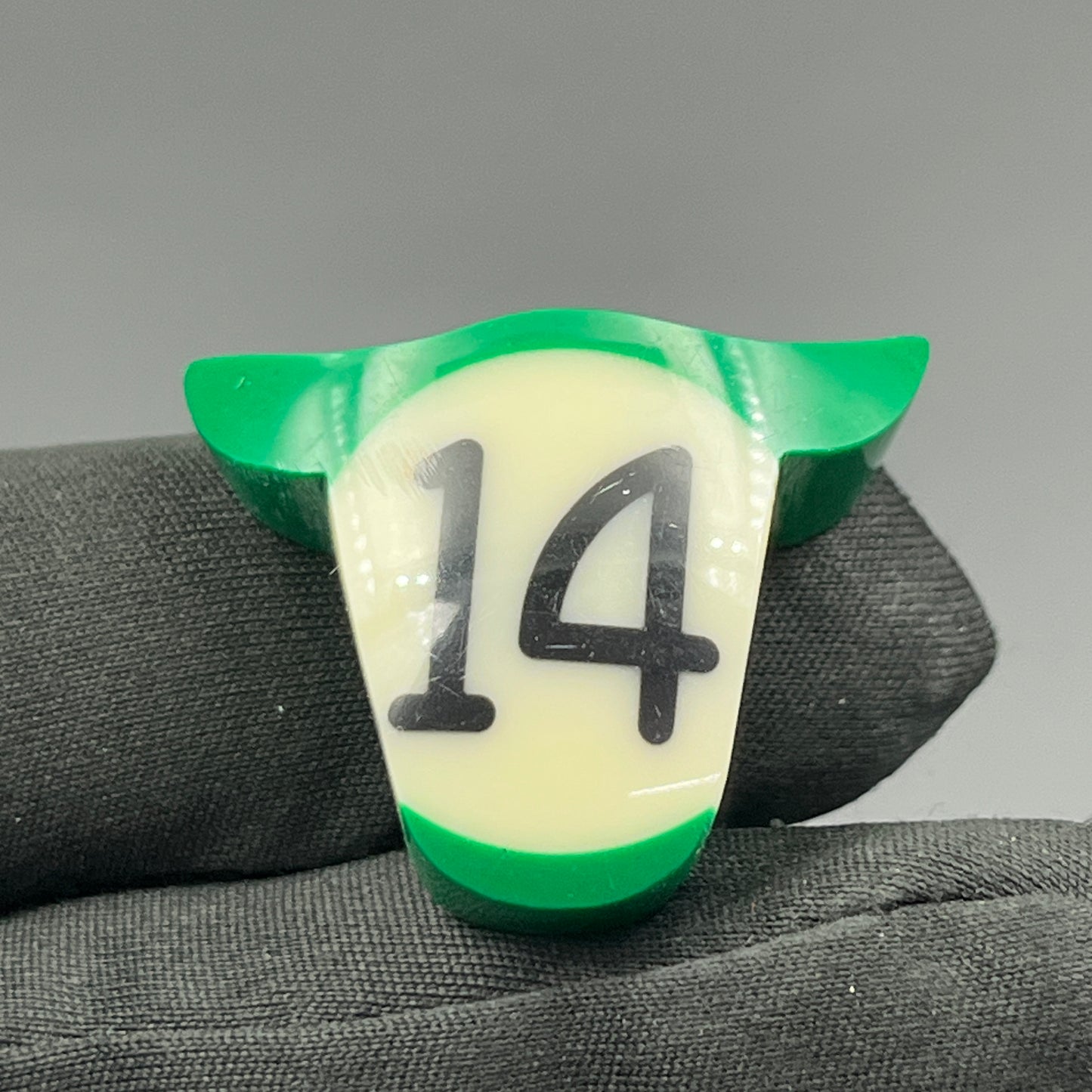 Billiards Cabochon - Bull - 14