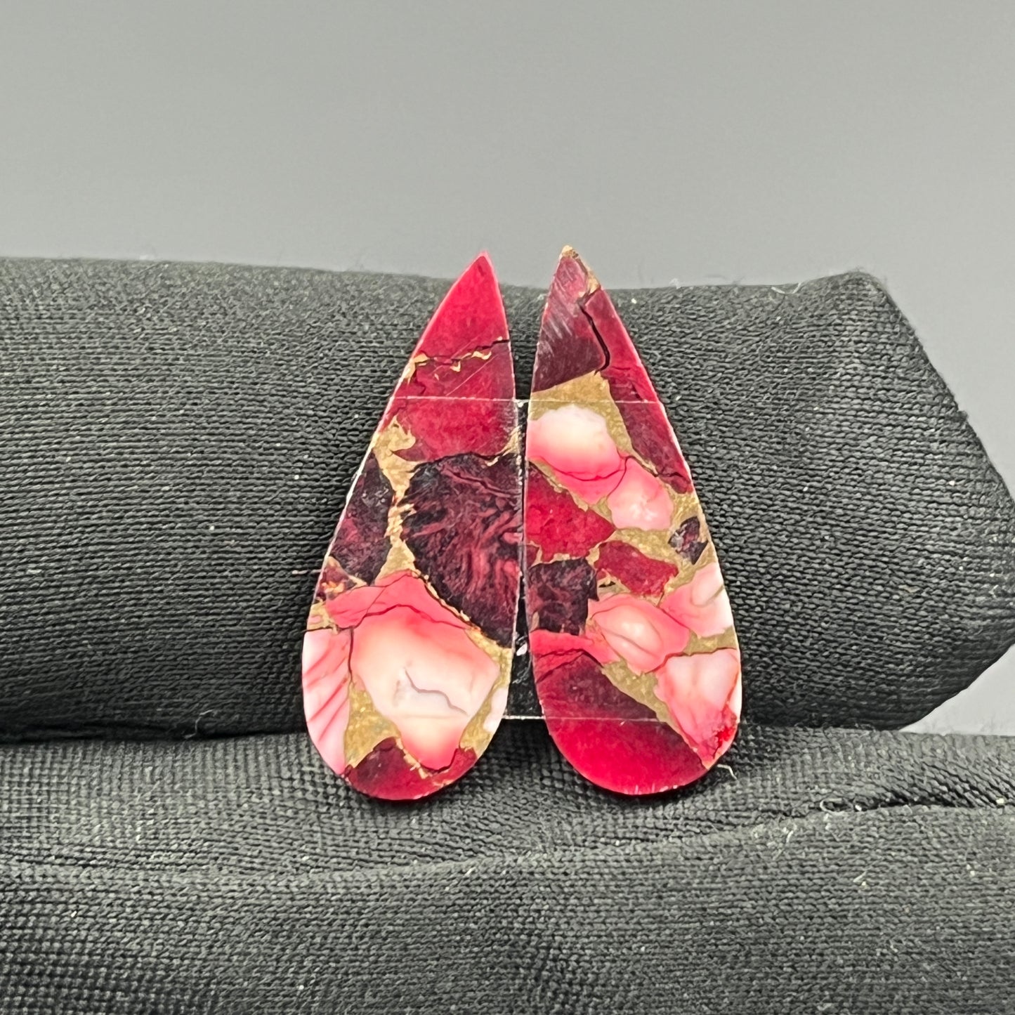Kingman Red Rose Dahlia - Matching Pairs - Teardrop