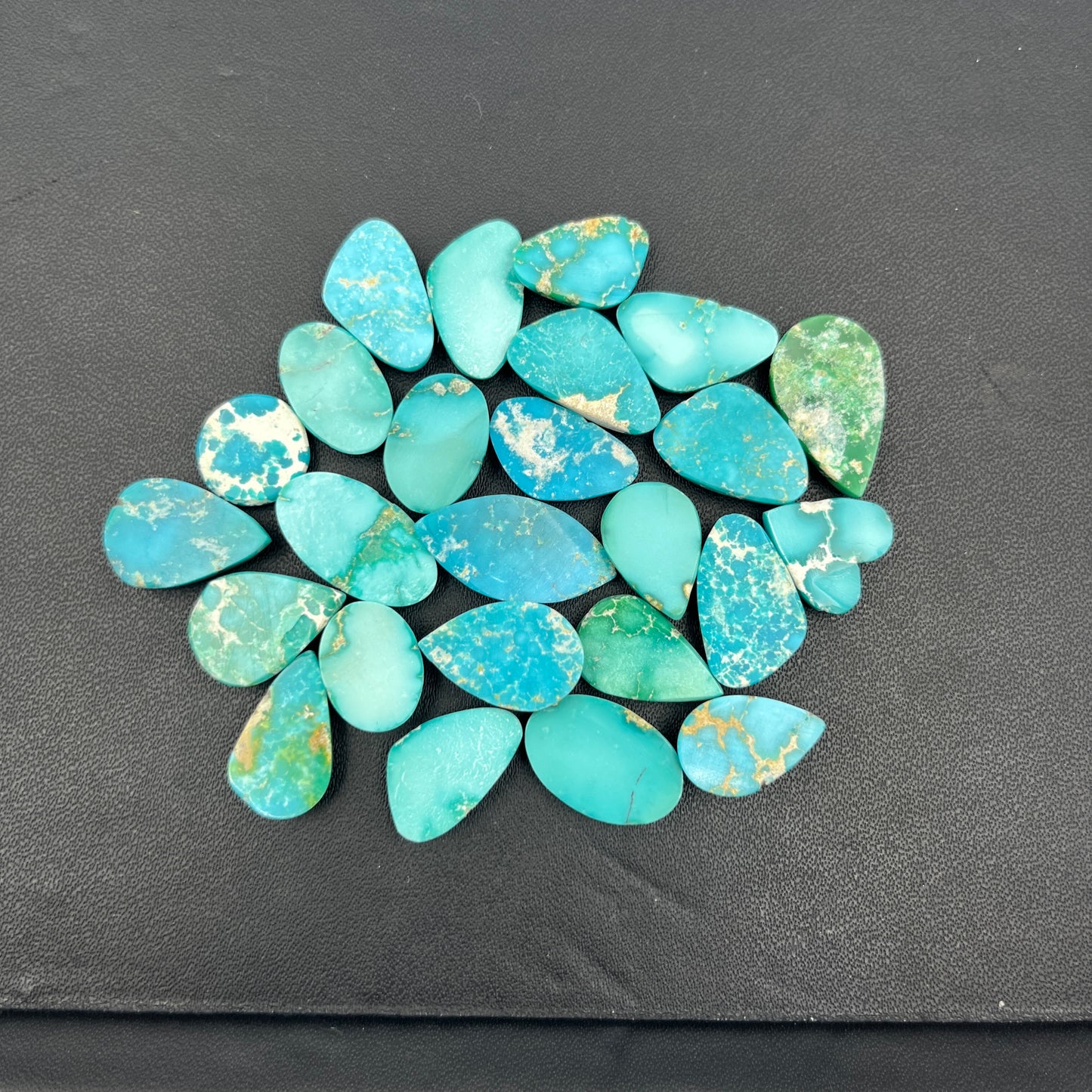 Emerald Valley Turquoise - Loose Cab Wholesale Lot - 25 Pcs