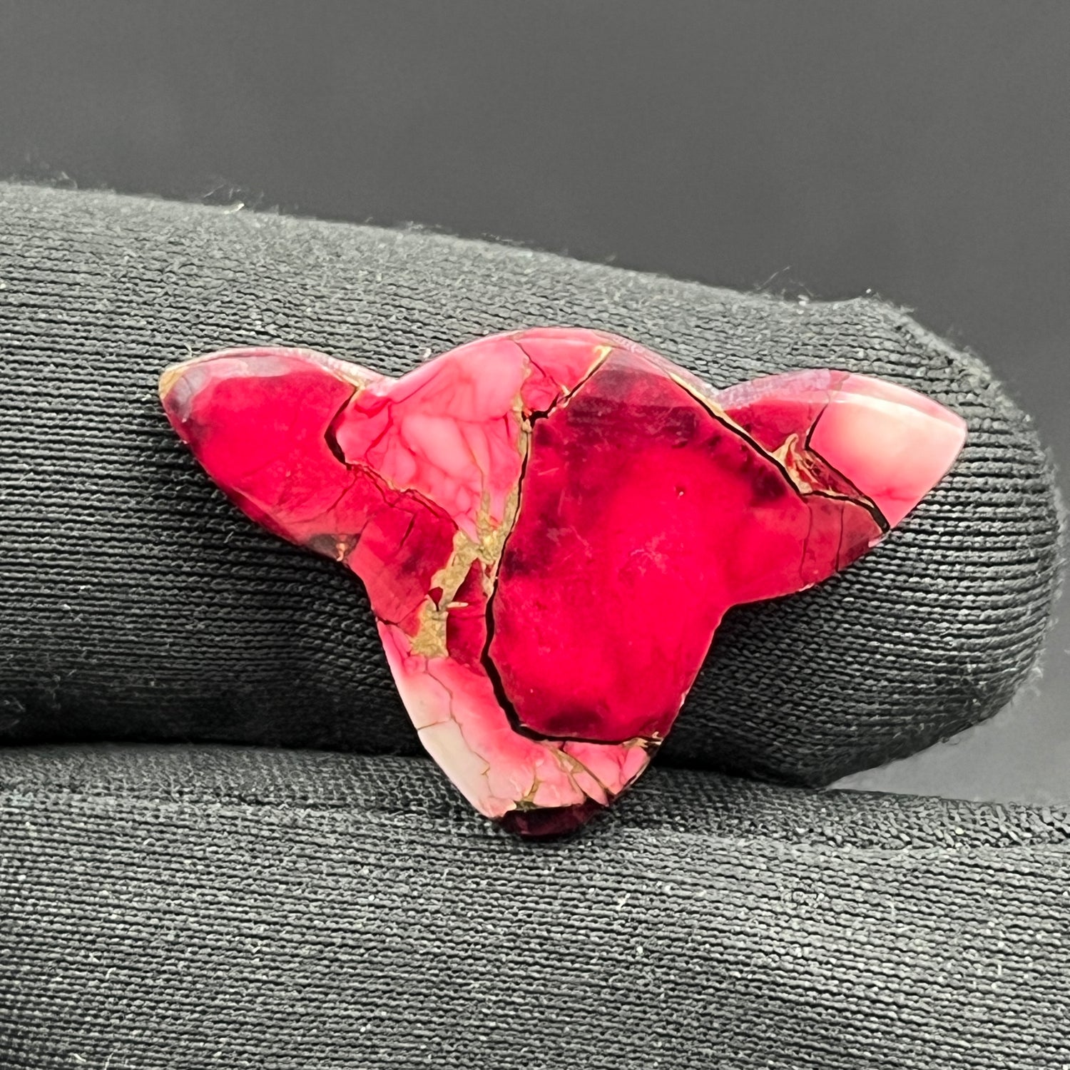 Kingman Red Rose Dahlia - Loose Cab - Cow Head