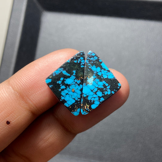 AAA Hubei Turquoise Pair - Triangle