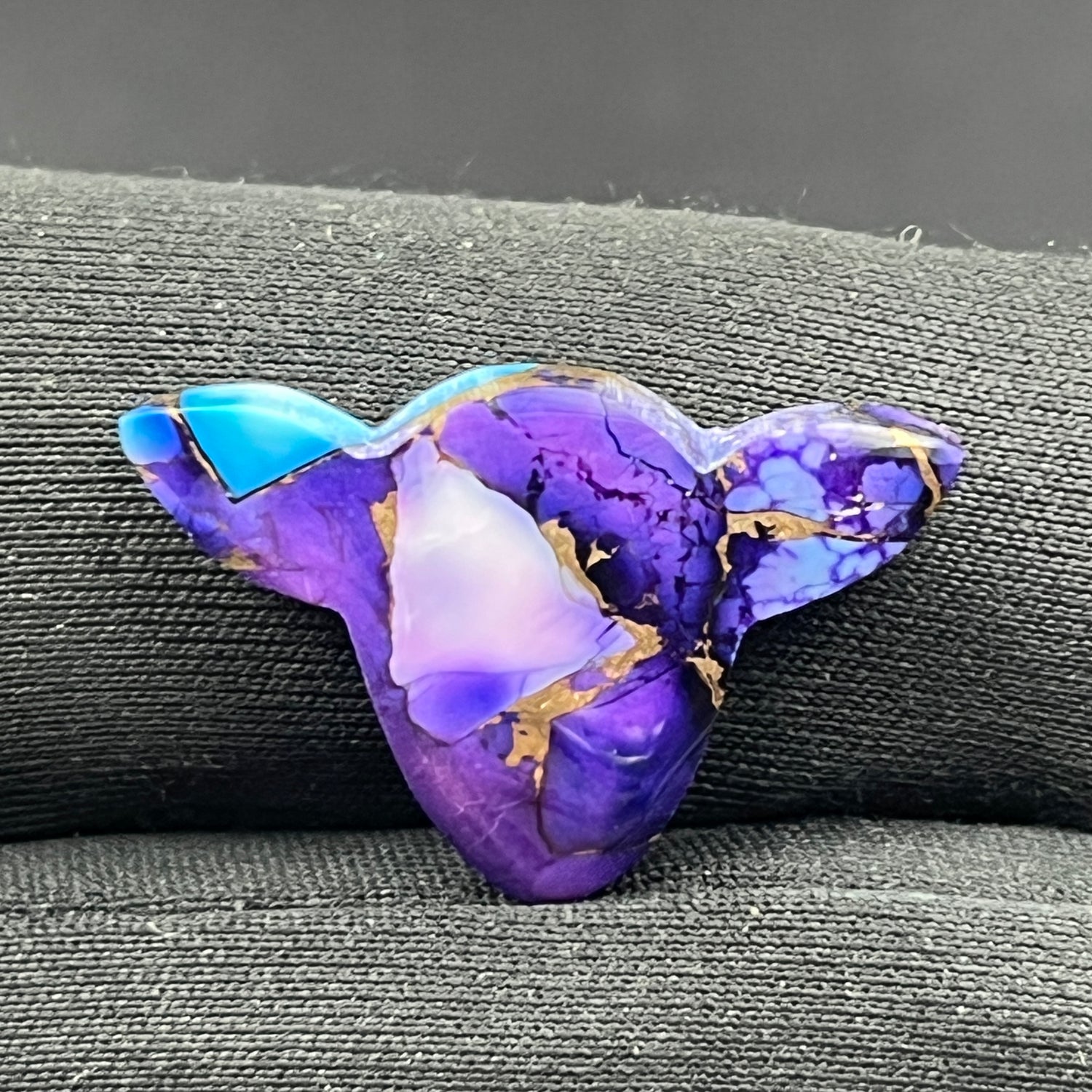 Kingman Purple Blue Dahlia - Loose Cab - Cow Head
