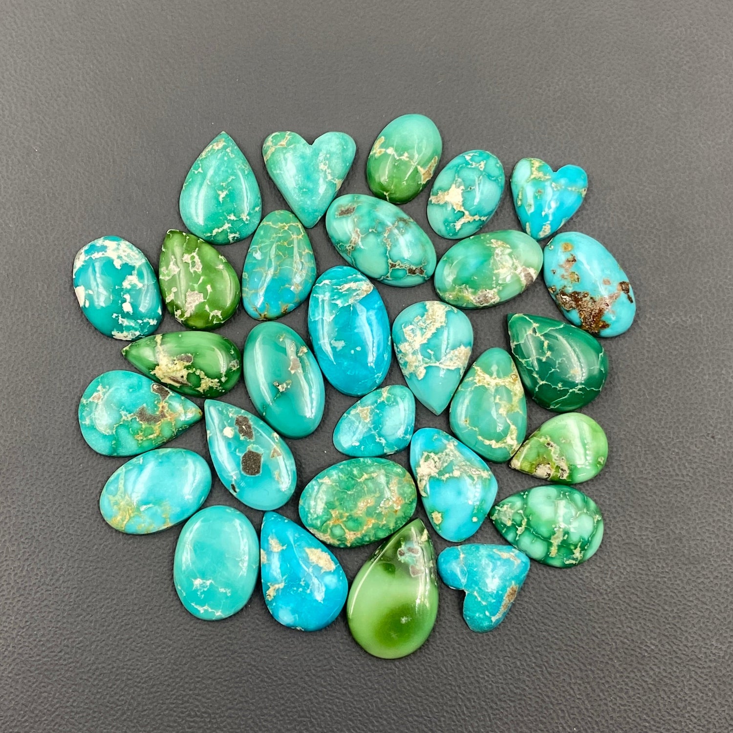 Emerald Valley Turquoise - Loose Cab Wholesale Lot - 29 Pcs