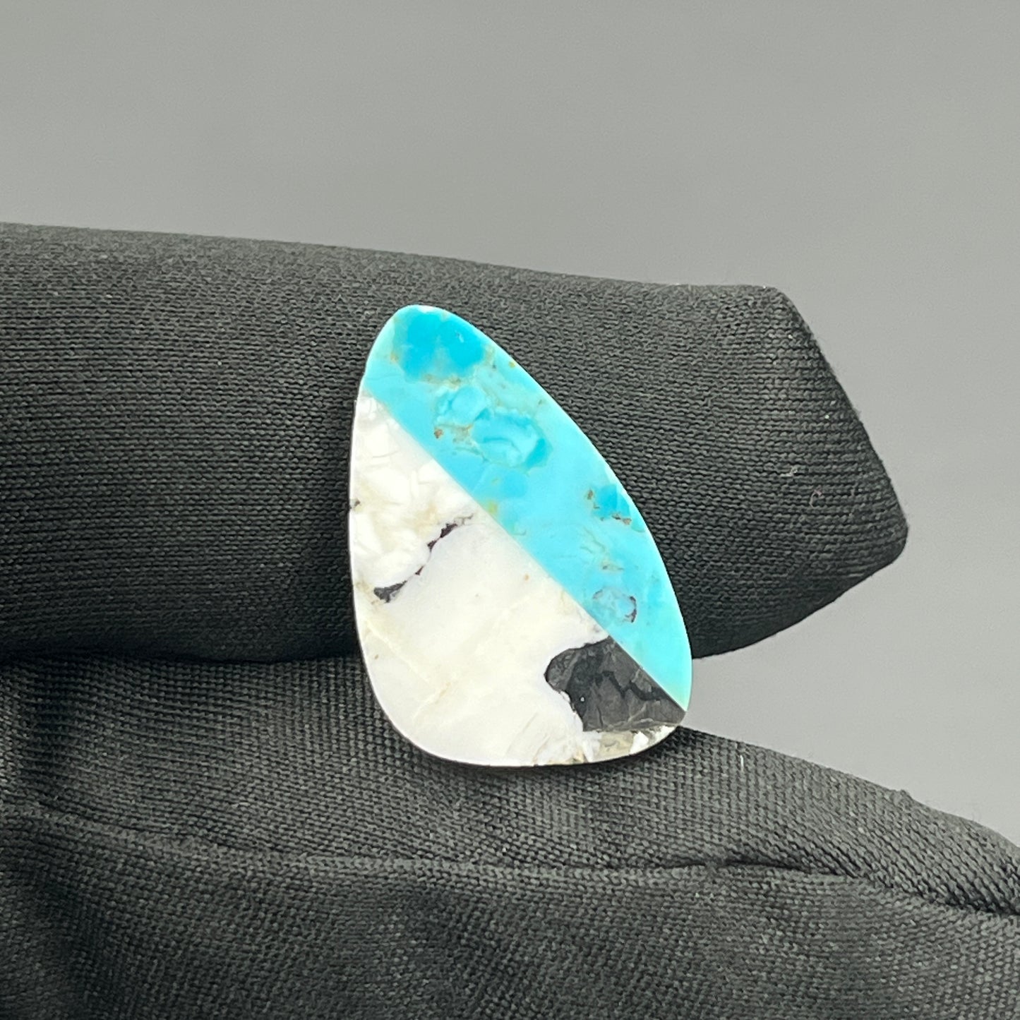 White Buffalo & Mohave Turquoise - Cabochon - Tumble