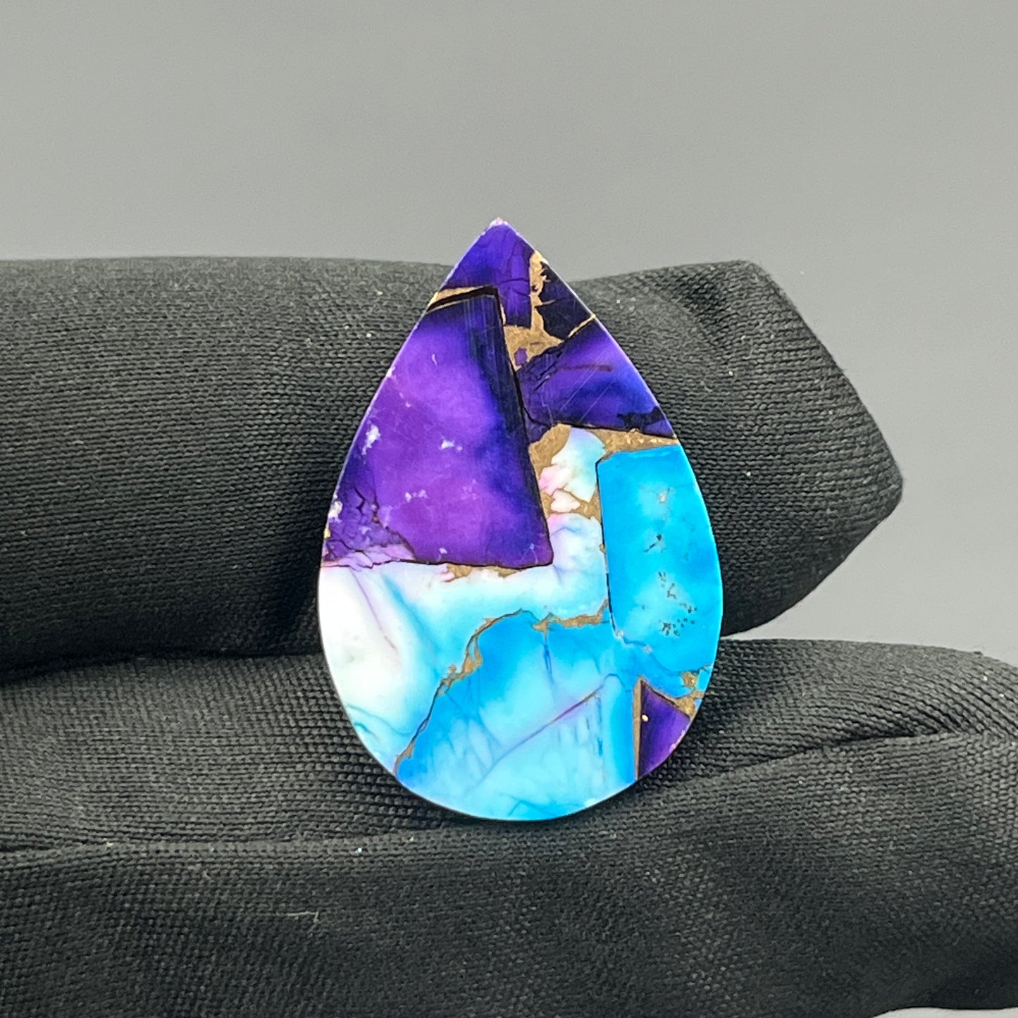 Kingman Purple & Ice Blue Dahlia  - Loose Cab - Teardrop