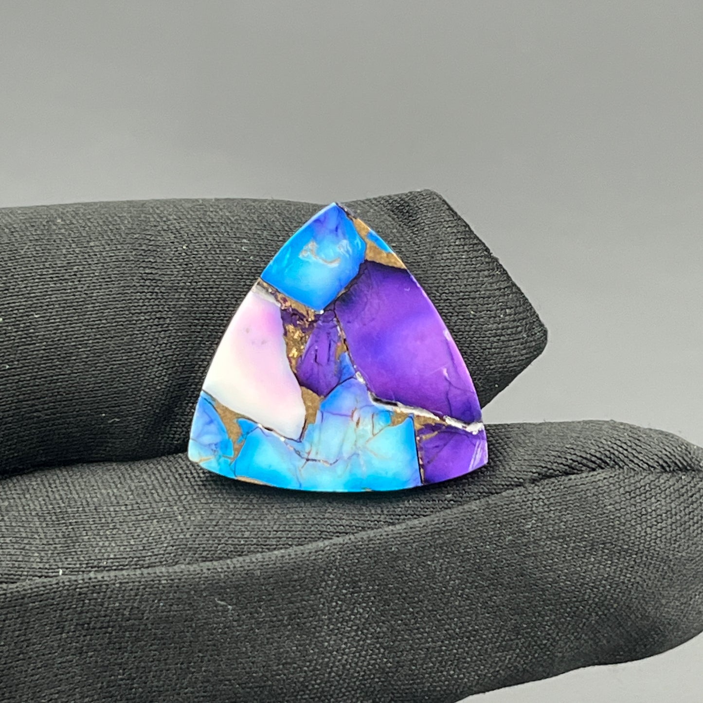 Kingman Purple & Ice Blue Dahlia  - Loose Cab - Trillion