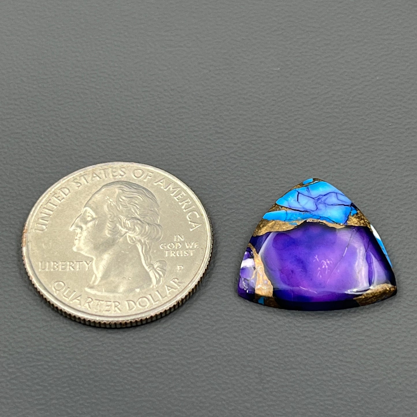Kingman Purple & Ice Blue Dahlia  - Loose Cab - Trillion