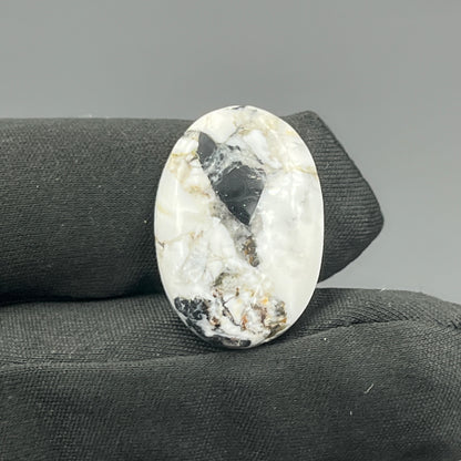 White Buffalo Turquoise Cabochon - Ovel
