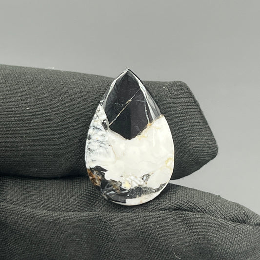 White Buffalo Turquoise Cabochon - Teardrop