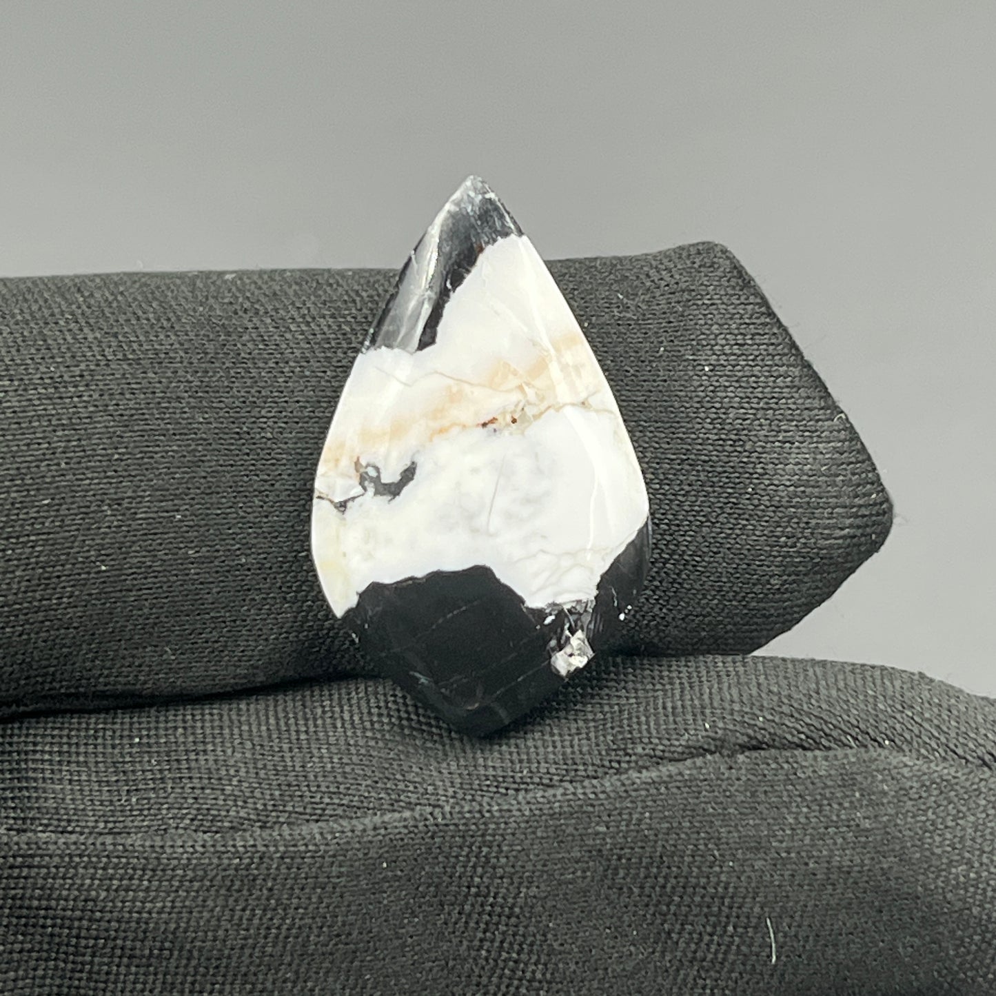 White Buffalo Turquoise Cabochon - Kite