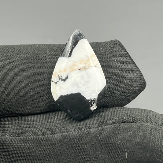 White Buffalo Turquoise Cabochon - Kite