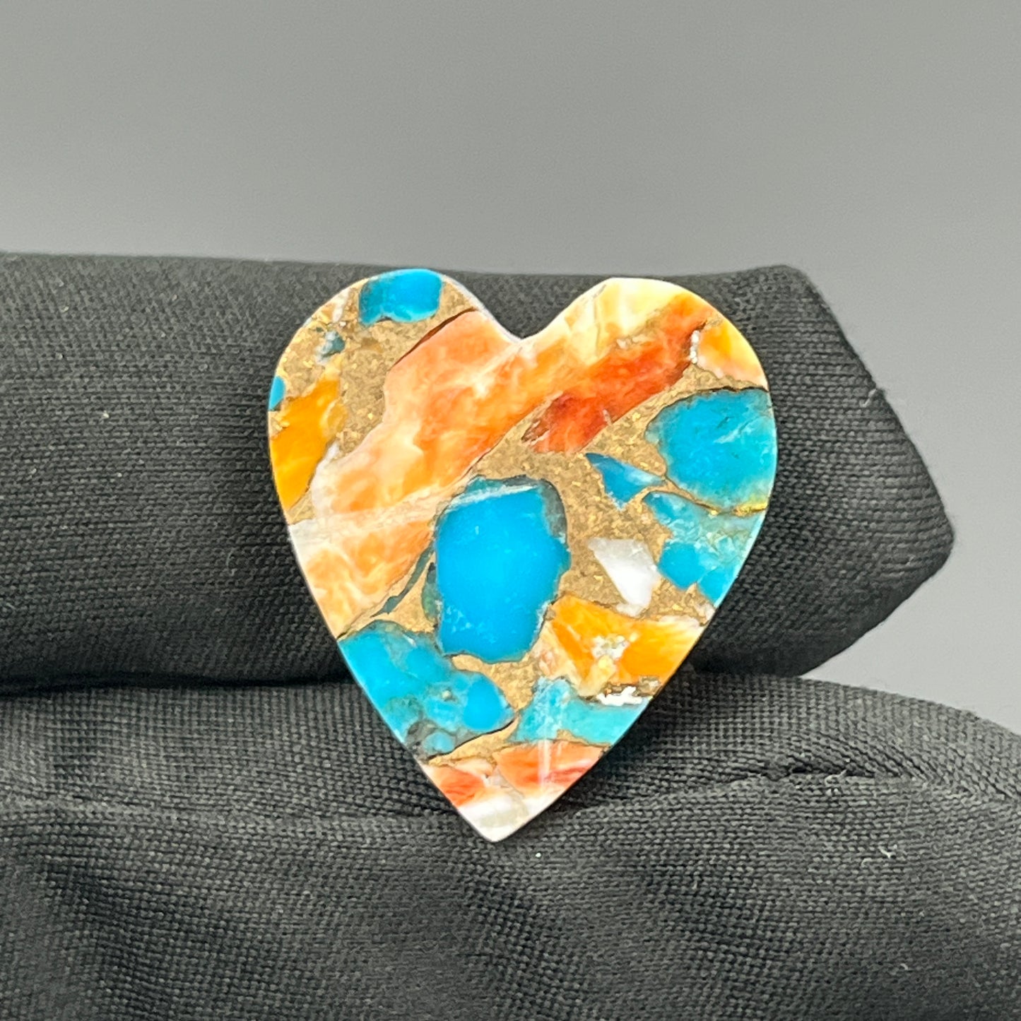 Kingman Spiny Oyster Turquoise - Loose Cab - Heart
