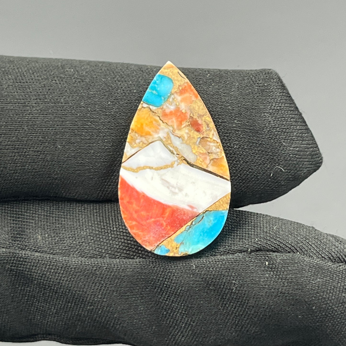 Kingman Spiny Oyster Turquoise - Loose Cab - Teardrop