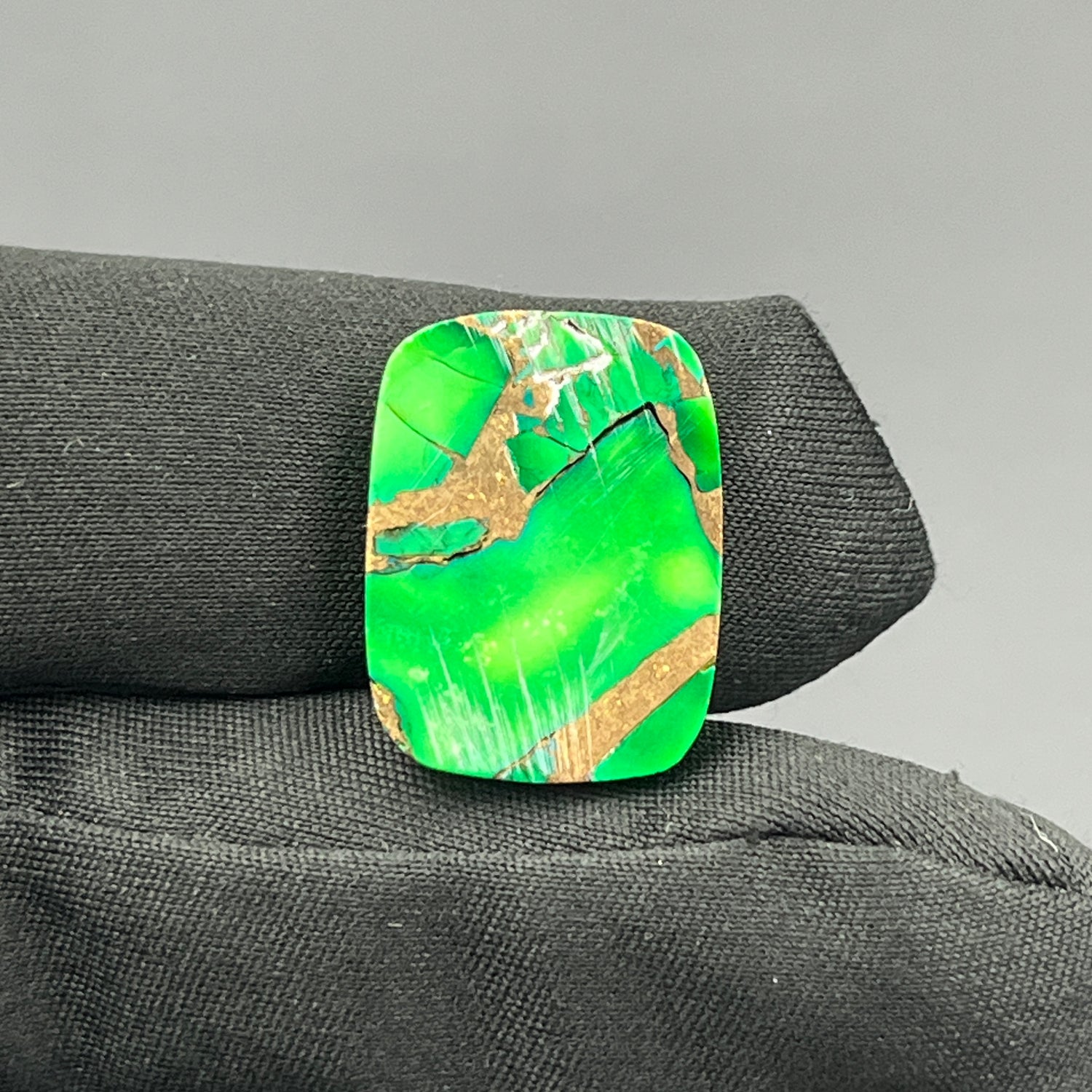 Kingman Forest Green Dahlia - Loose Cab - Baguette