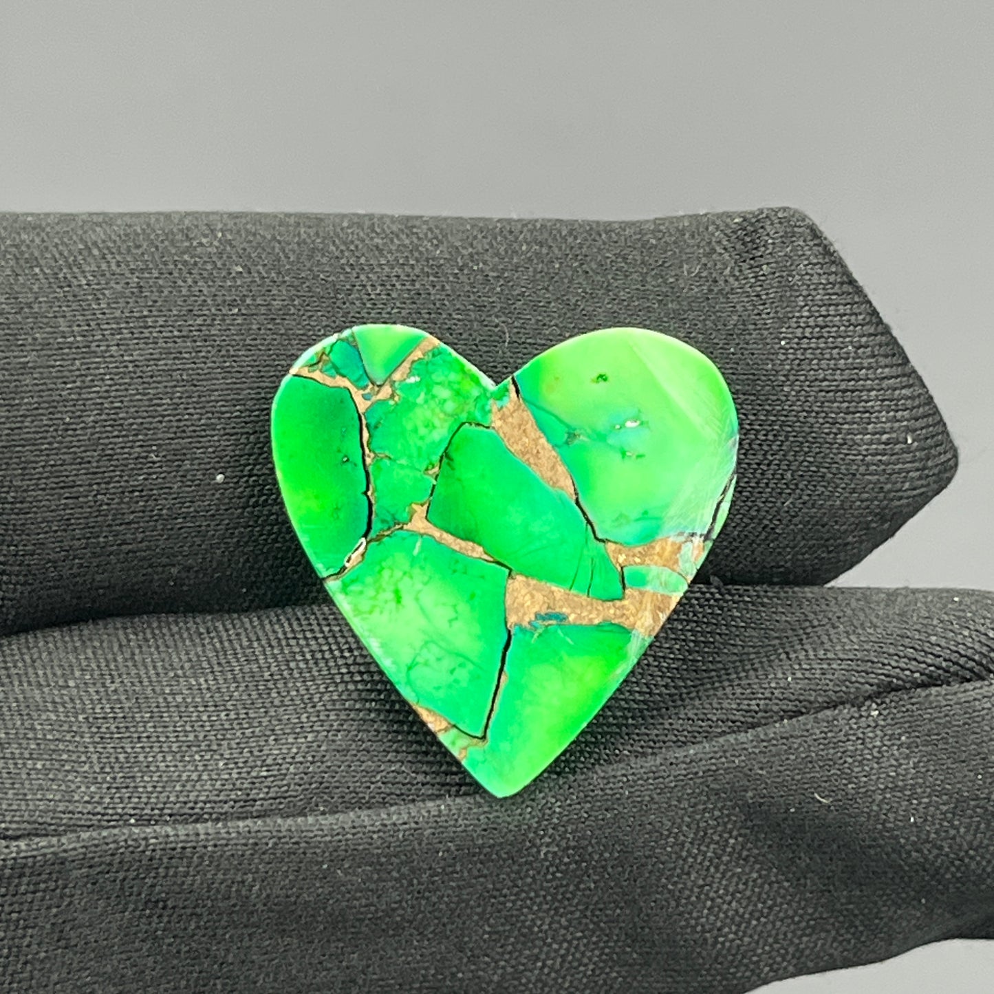 Kingman Forest Green Dahlia - Loose Cab - Heart