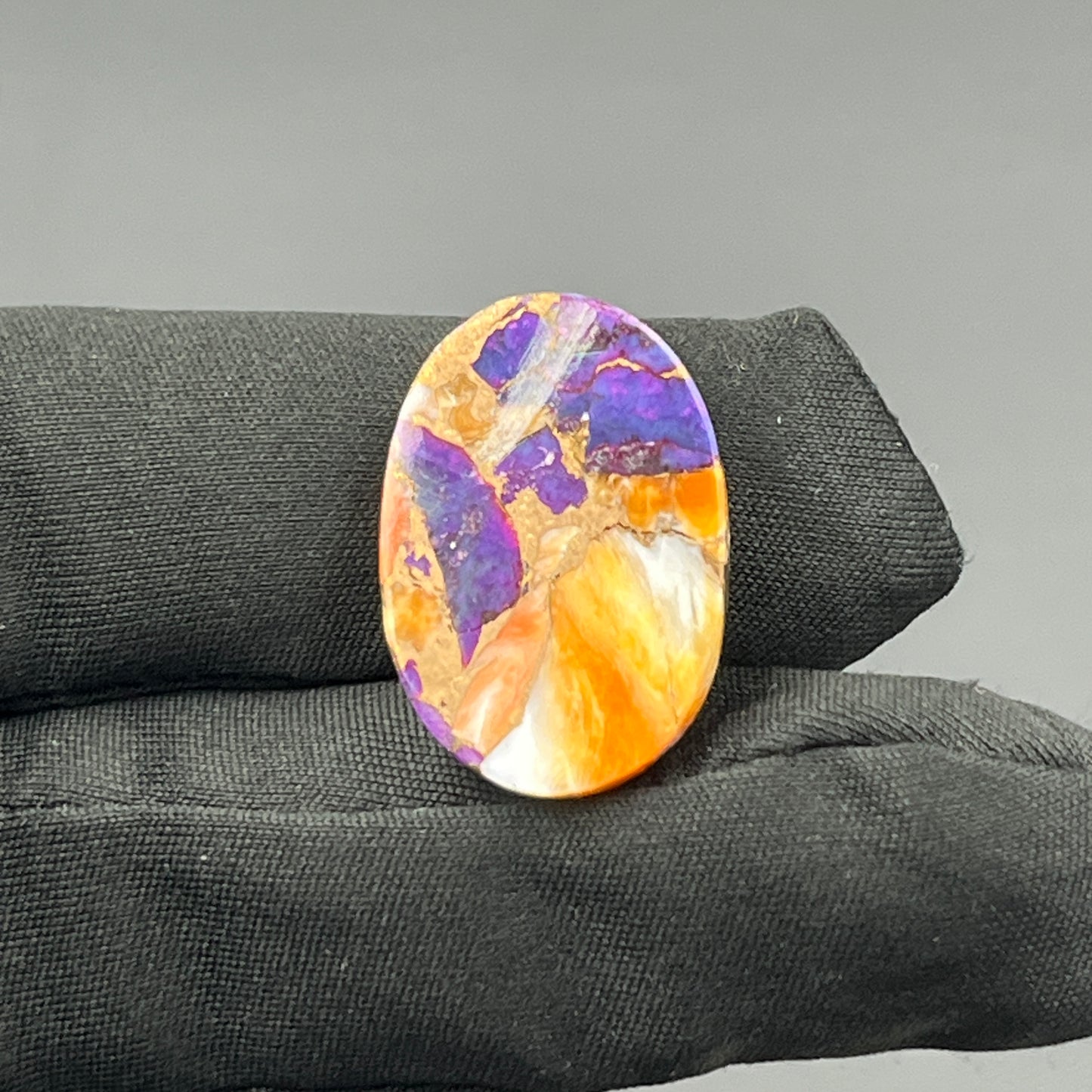 Kingman Purple Oyster Mohave - Loose Cab - Oval