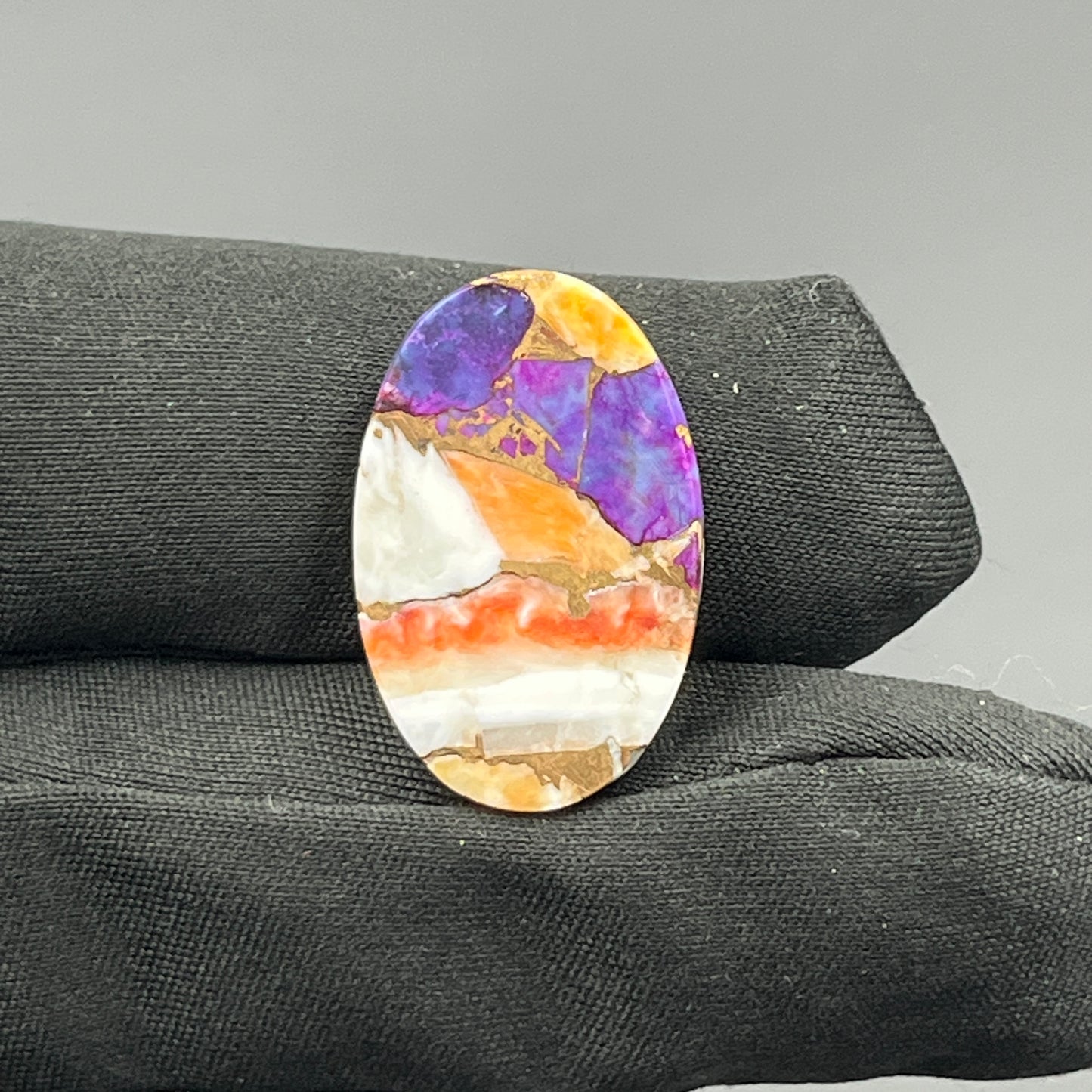 Kingman Purple Oyster Mohave - Loose Cab - Oval