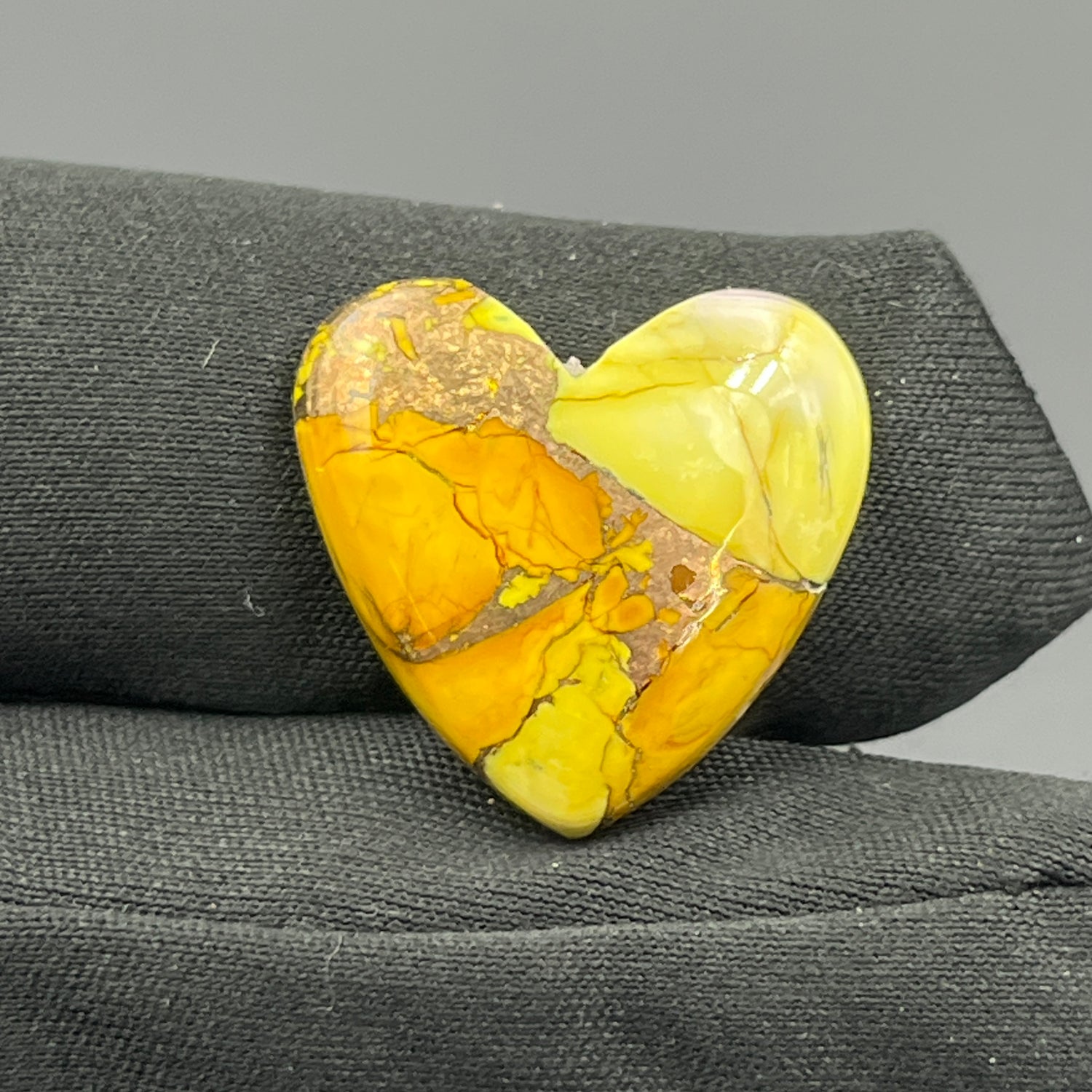 Kingman Honey Dahlia - Loose Cab - Heart