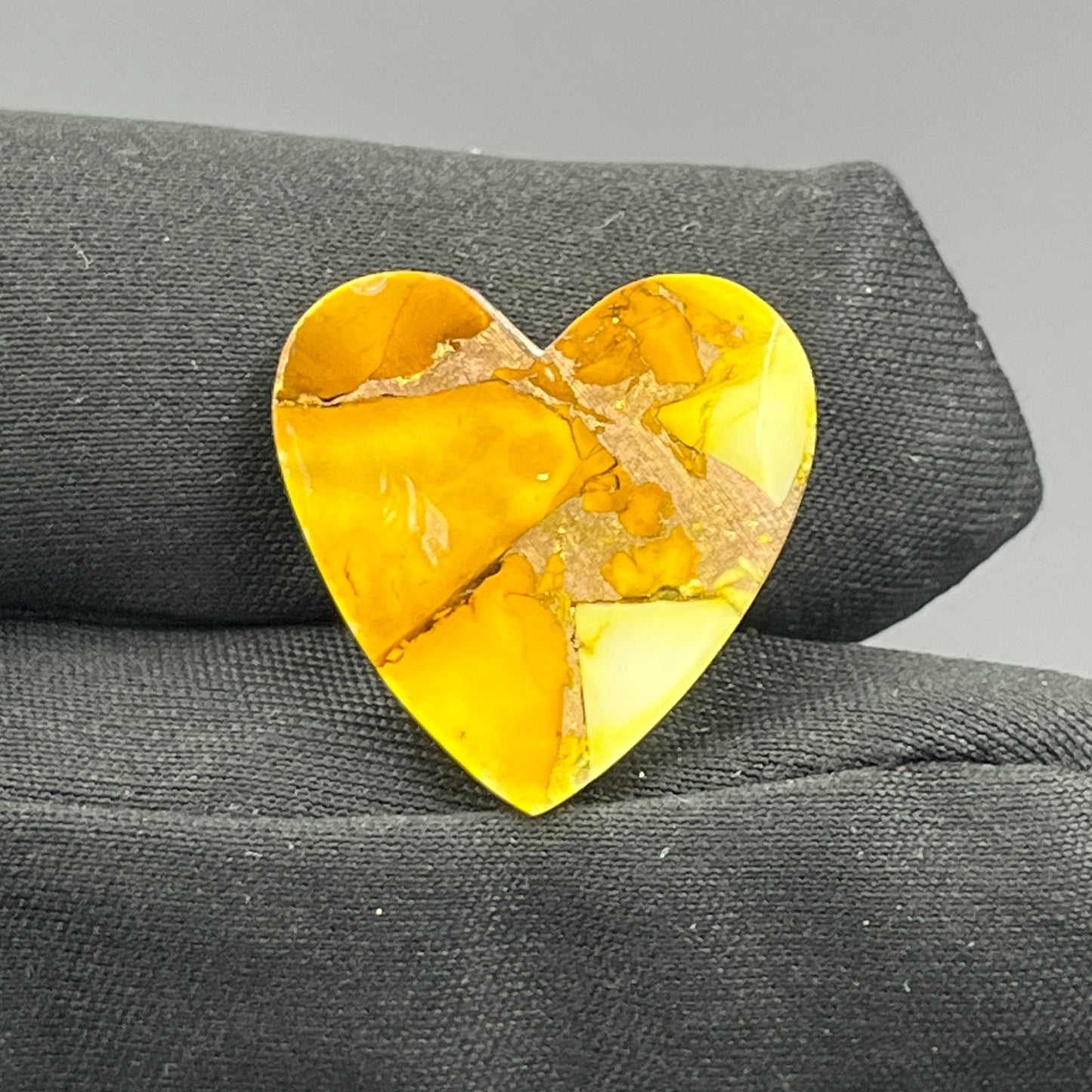 Kingman Honey Dahlia - Loose Cab - Heart