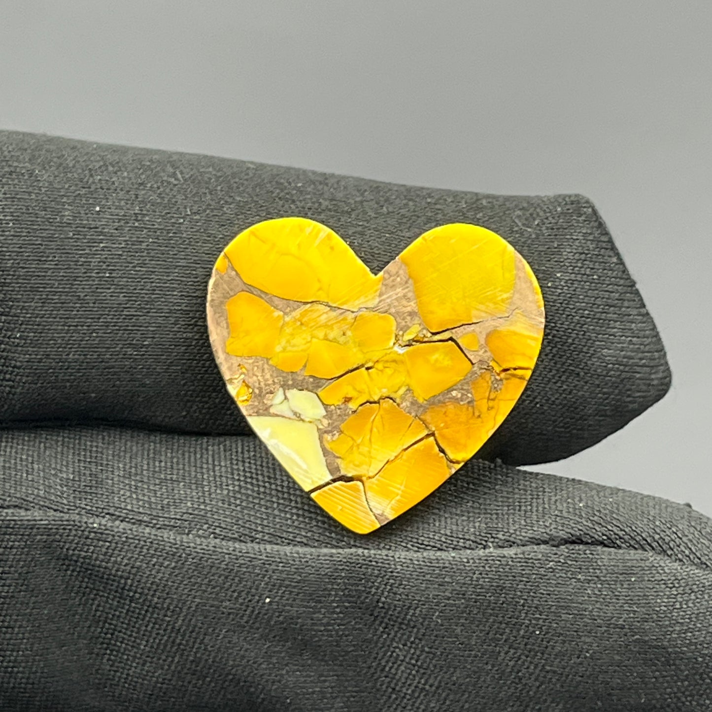 Kingman Honey Dahlia - Loose Cab - Heart