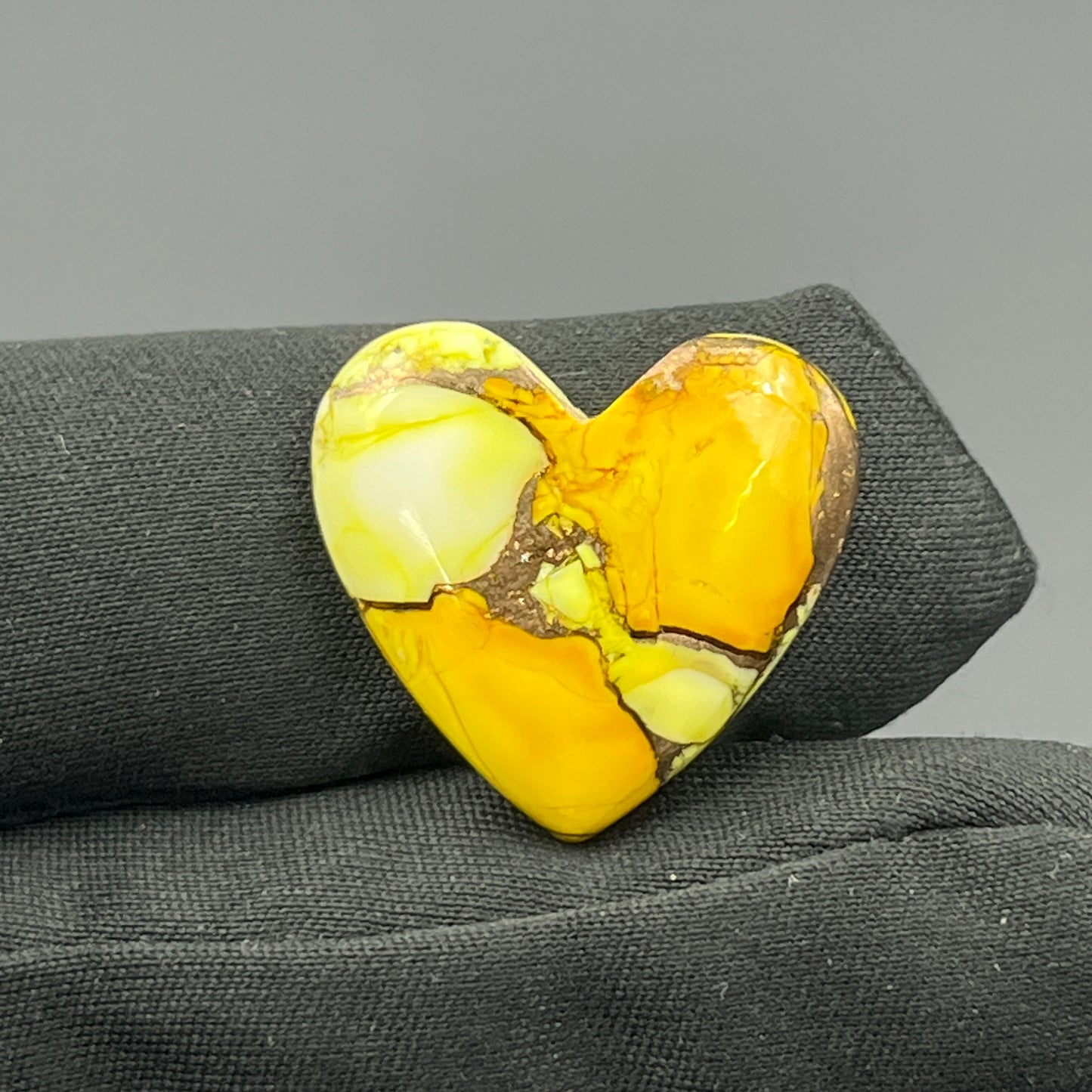 Kingman Honey Dahlia - Loose Cab - Heart