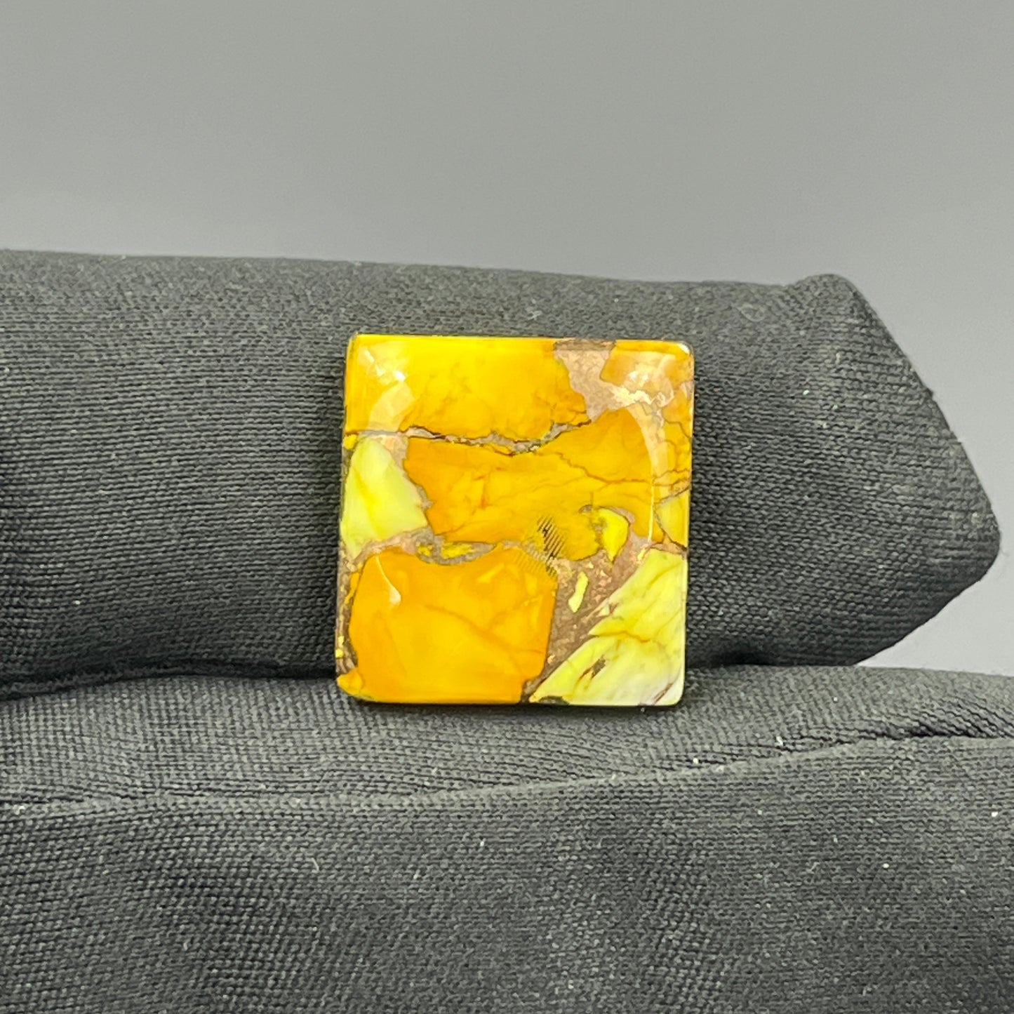 Kingman Honey Dahlia - Loose Cab - Cushion