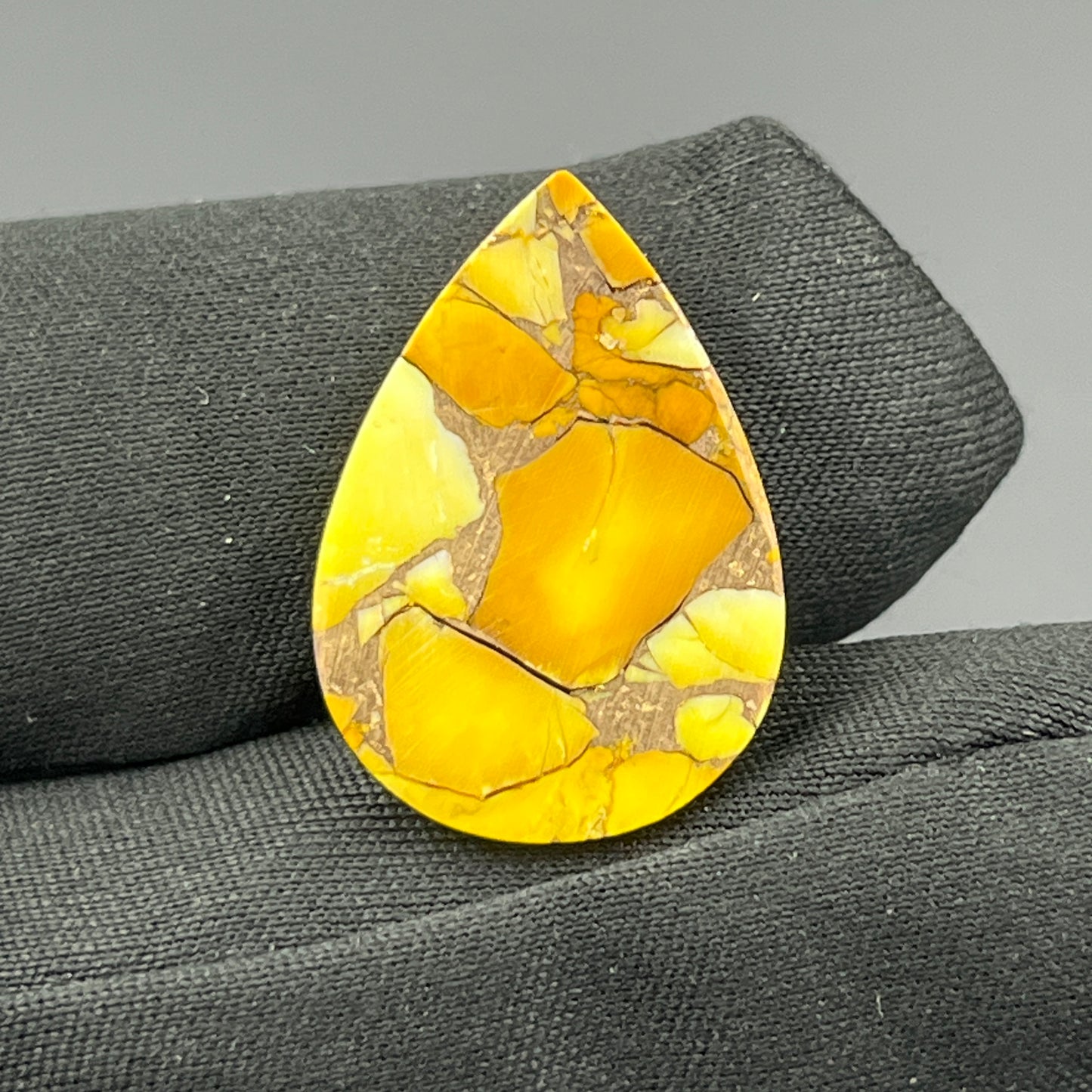Kingman Honey Dahlia - Loose Cab - Teardrop