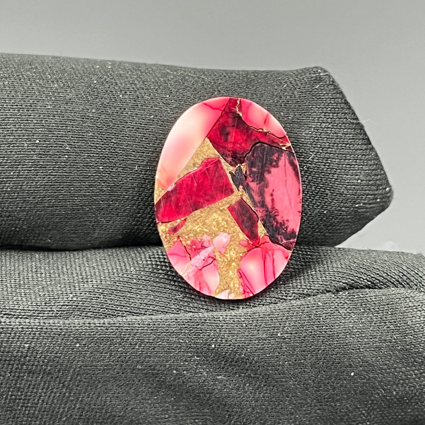 Kingman Red Rose Dahlia - Loose Cab -  Oval