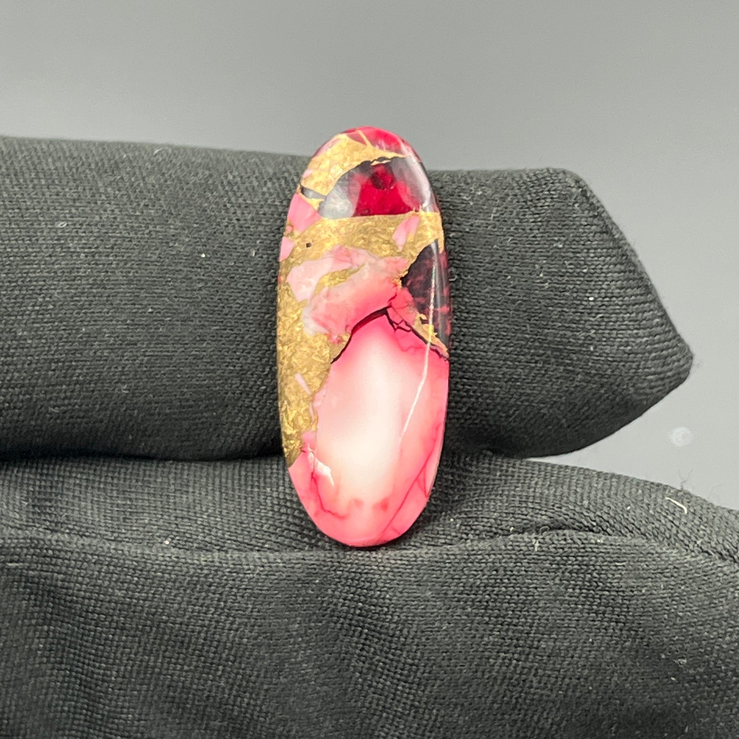 Kingman Red Rose Dahlia - Loose Cab -  Oval