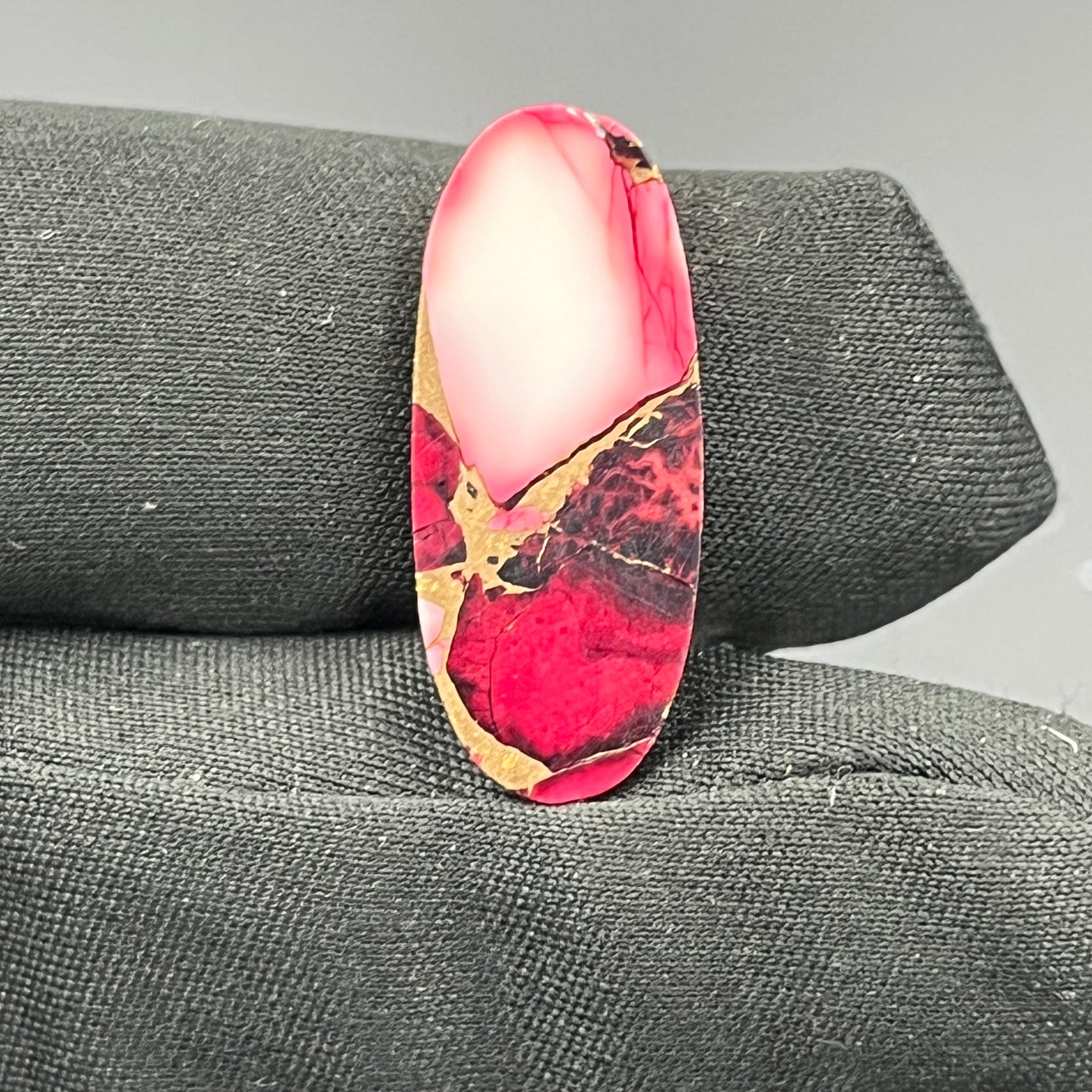Kingman Red Rose Dahlia - Loose Cab -  Oval