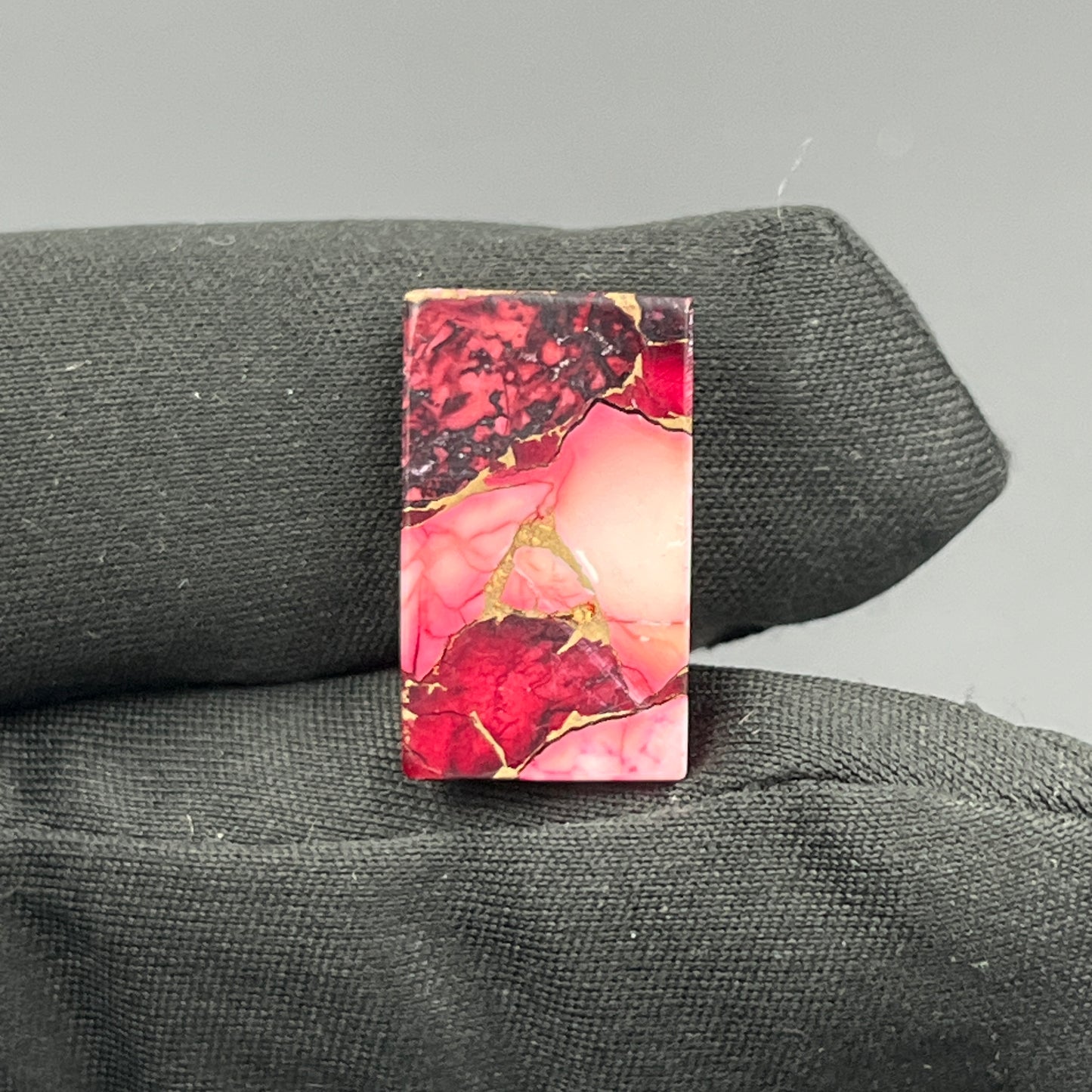 Kingman Red Rose Dahlia - Loose Cab -  Baguette