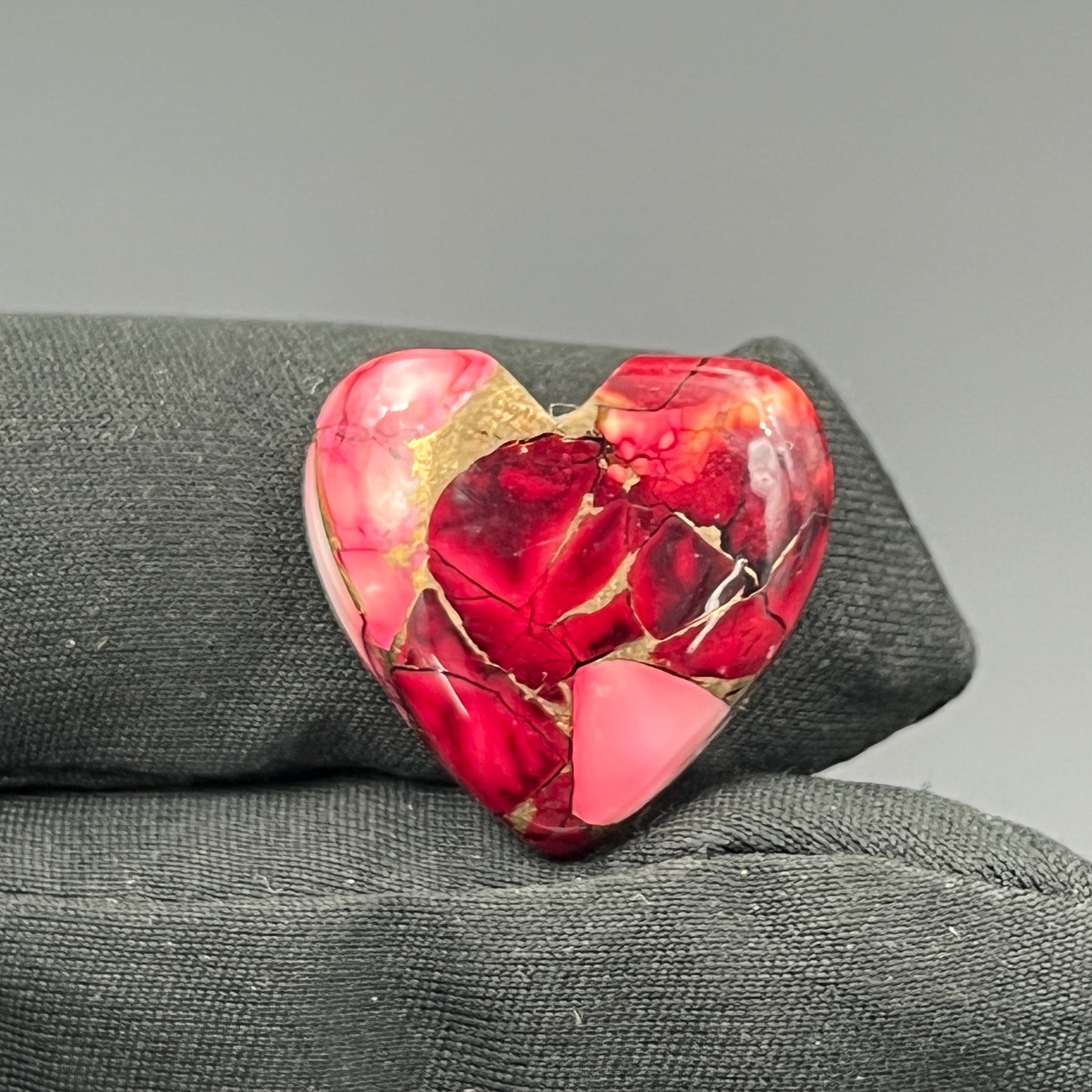 Kingman Red Rose Dahlia - Loose Cab -  Heart