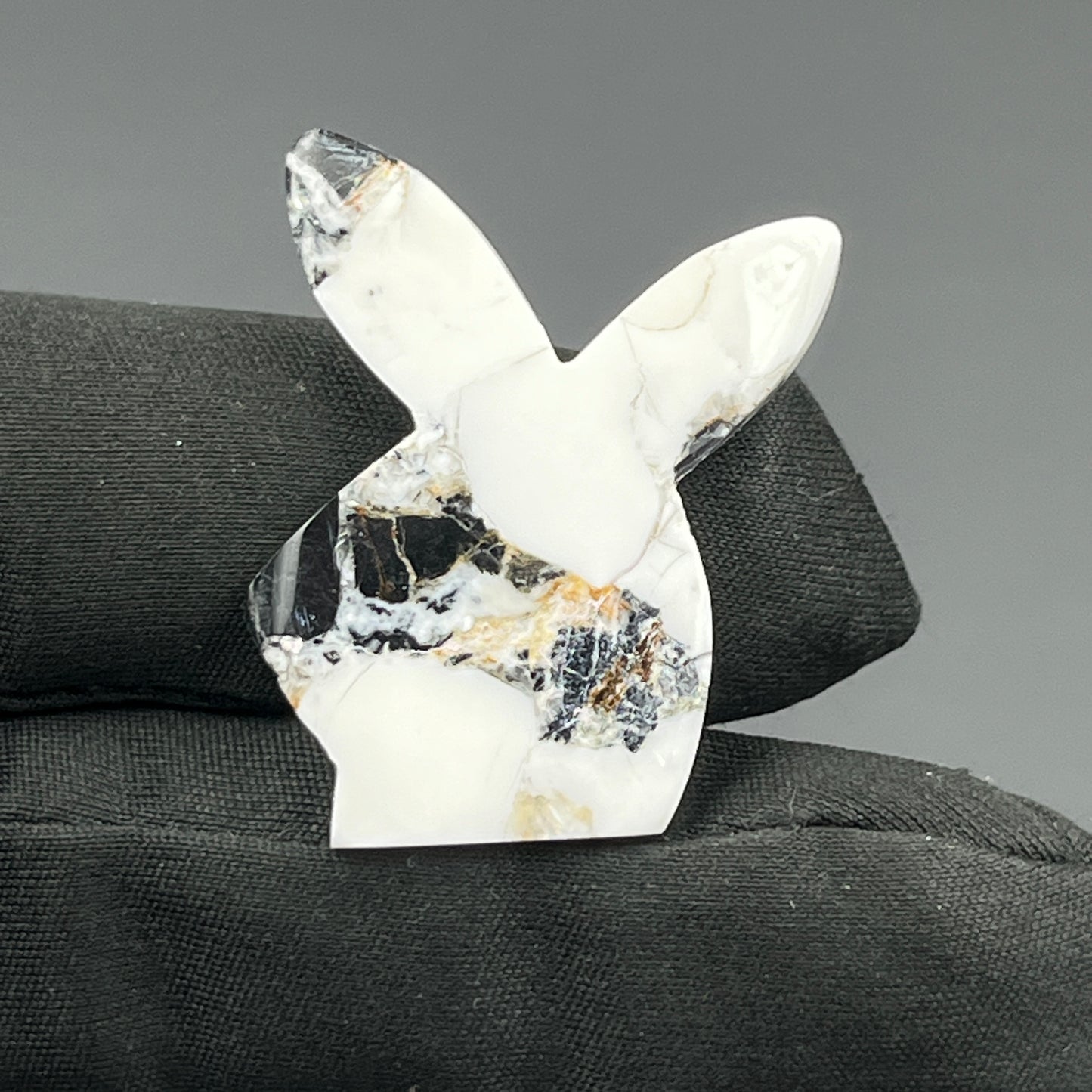 Kingman White Buffalo Turquoise - Loose Cab - Bunny