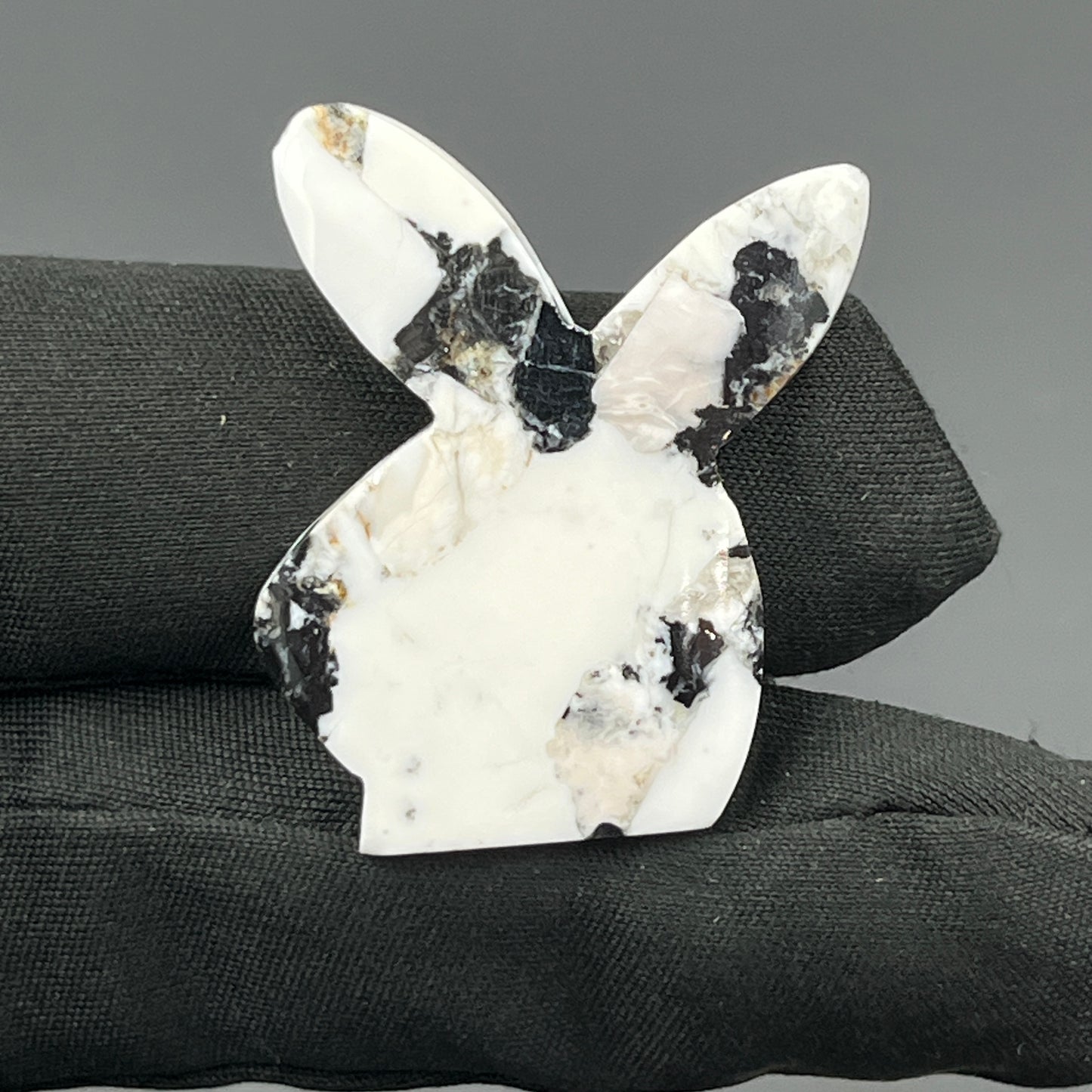 Kingman White Buffalo Turquoise - Loose Cab - Bunny