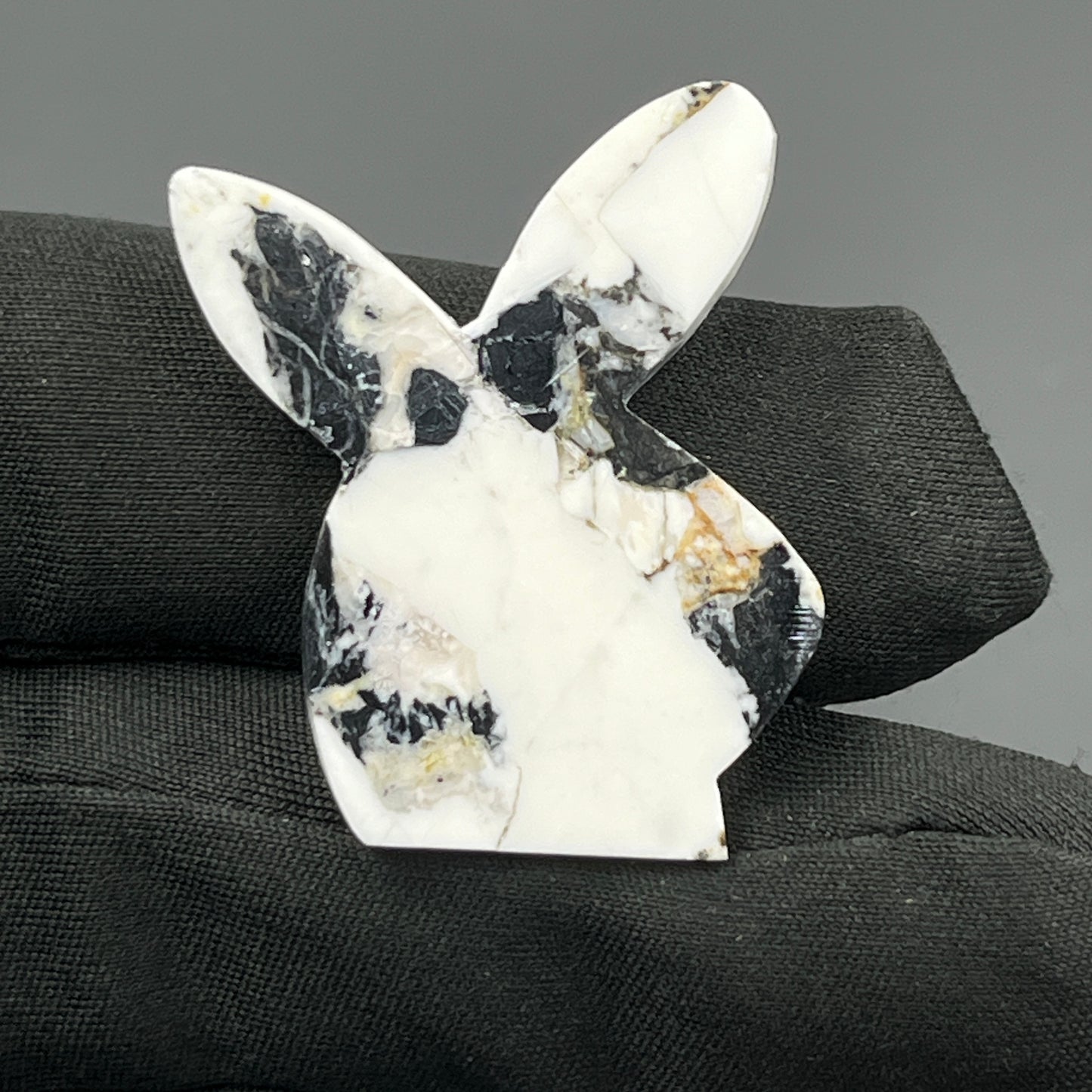 Kingman White Buffalo Turquoise - Loose Cab - Bunny