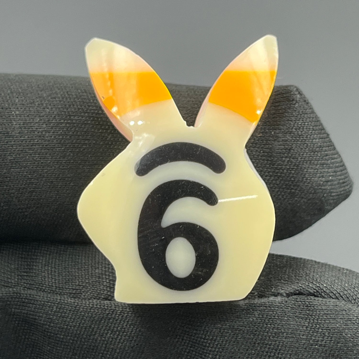 Billiards Cabochon - Bunny - 6