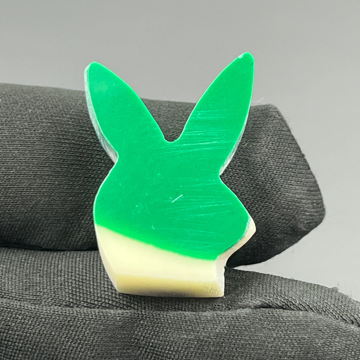 Billiards Cabochon - Bunny - 6