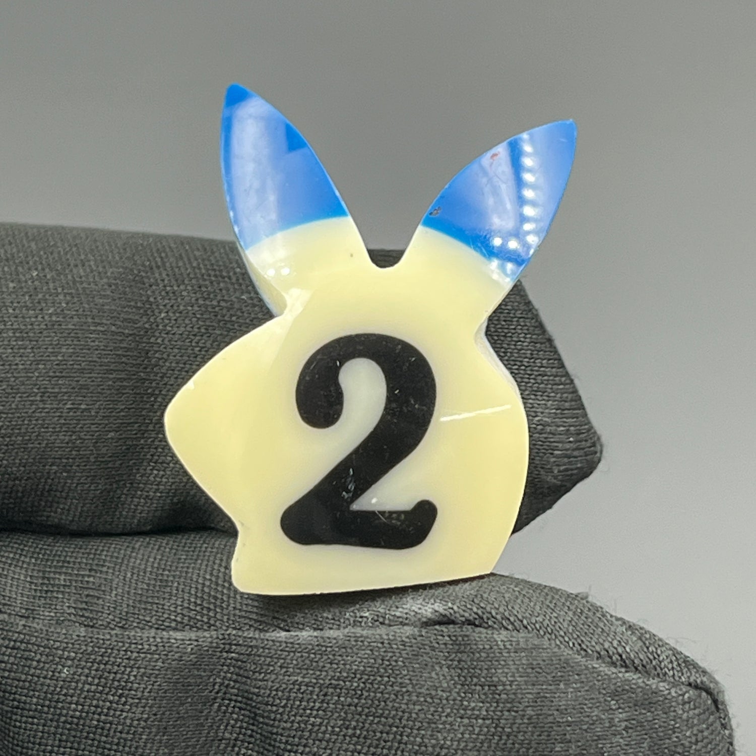 Billiards Cabochon - Bunny - 2