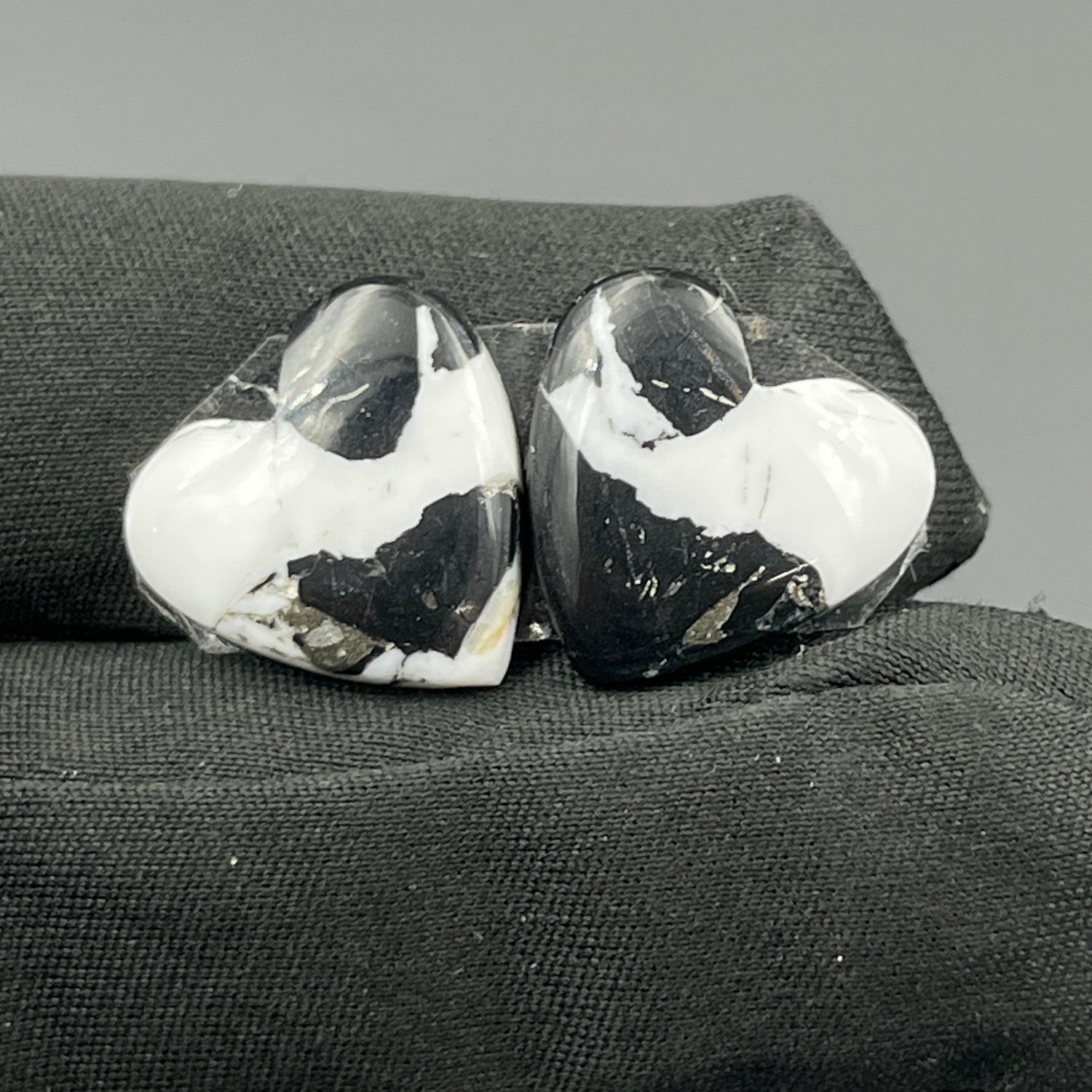 Kingman White Buffalo Turquoise - Matching Pairs - Heart