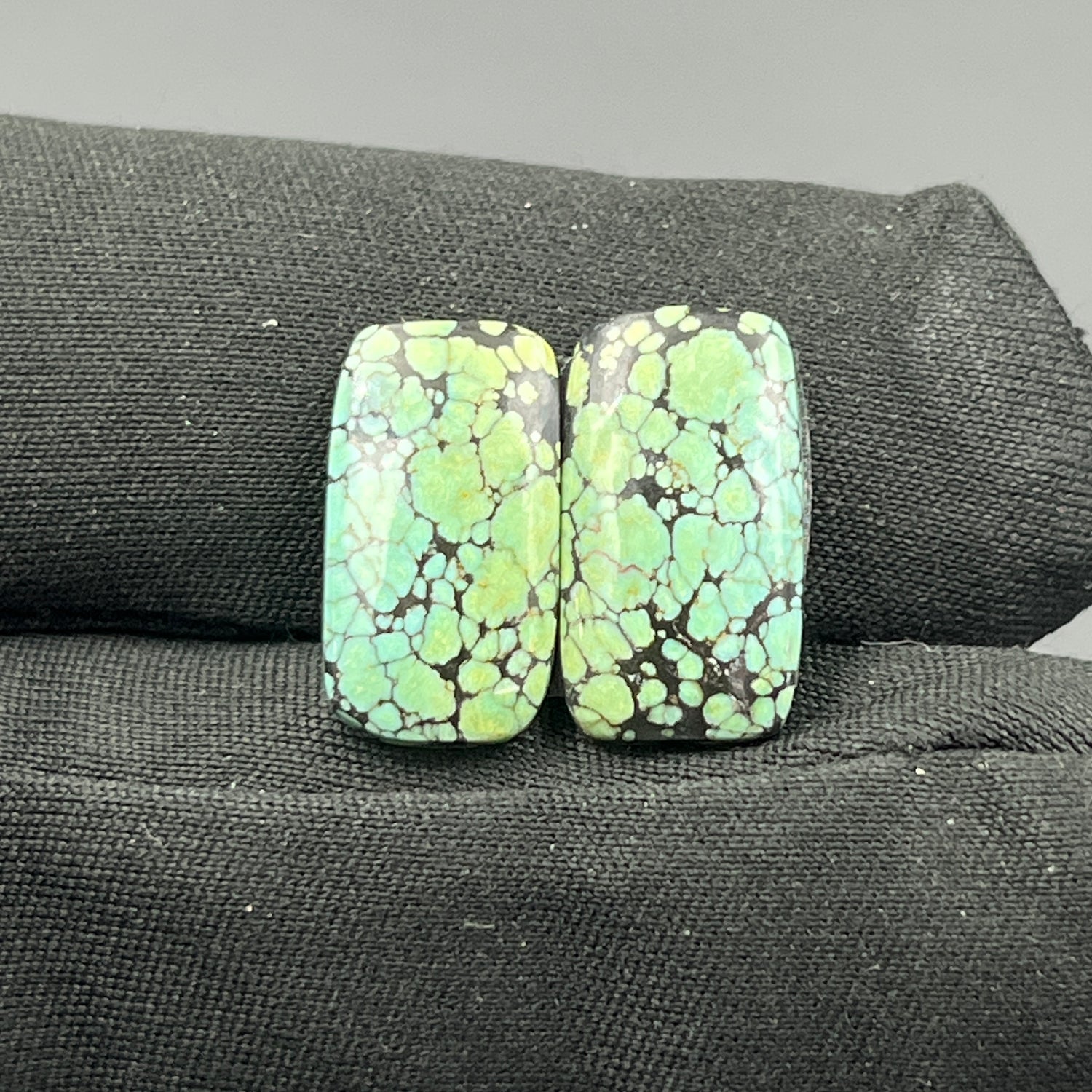 Hubei Turquoise - Matching Pairs - Baguette