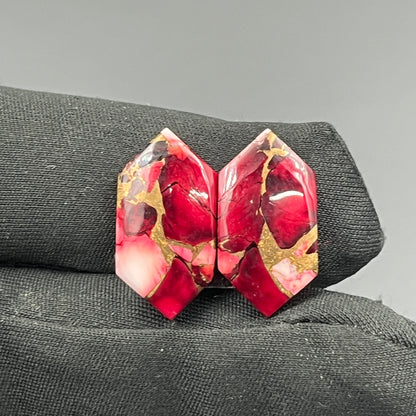 Kingman Red Rose Dahlia - Matching Pairs - Hexagon